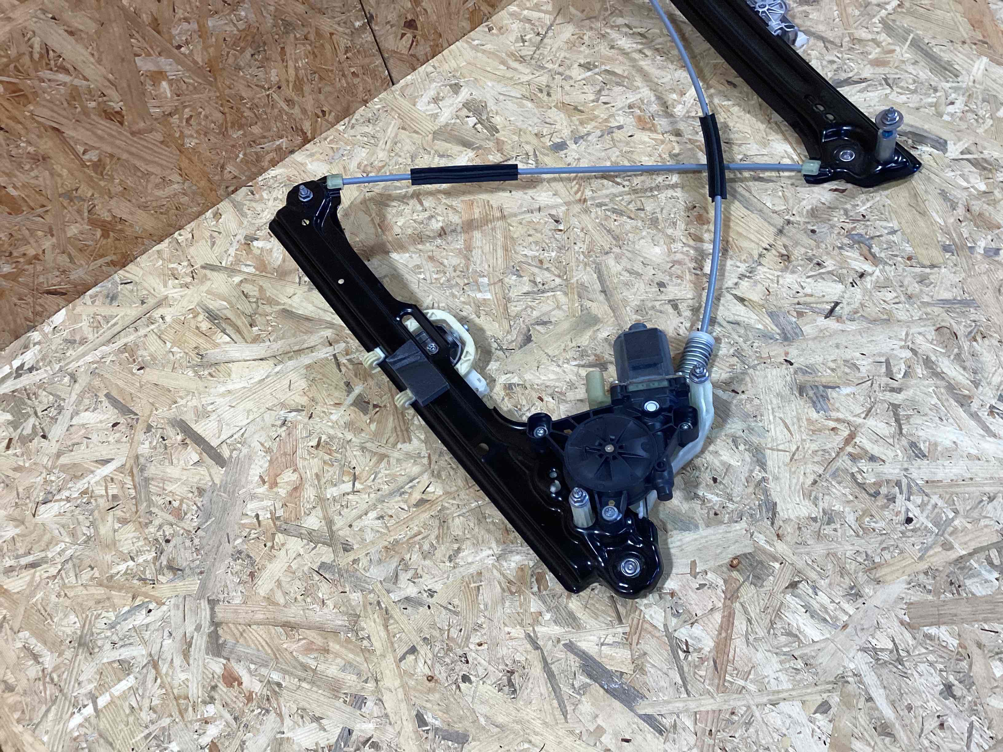 Стеклоподъемник передний правый Porsche 911 080426-133