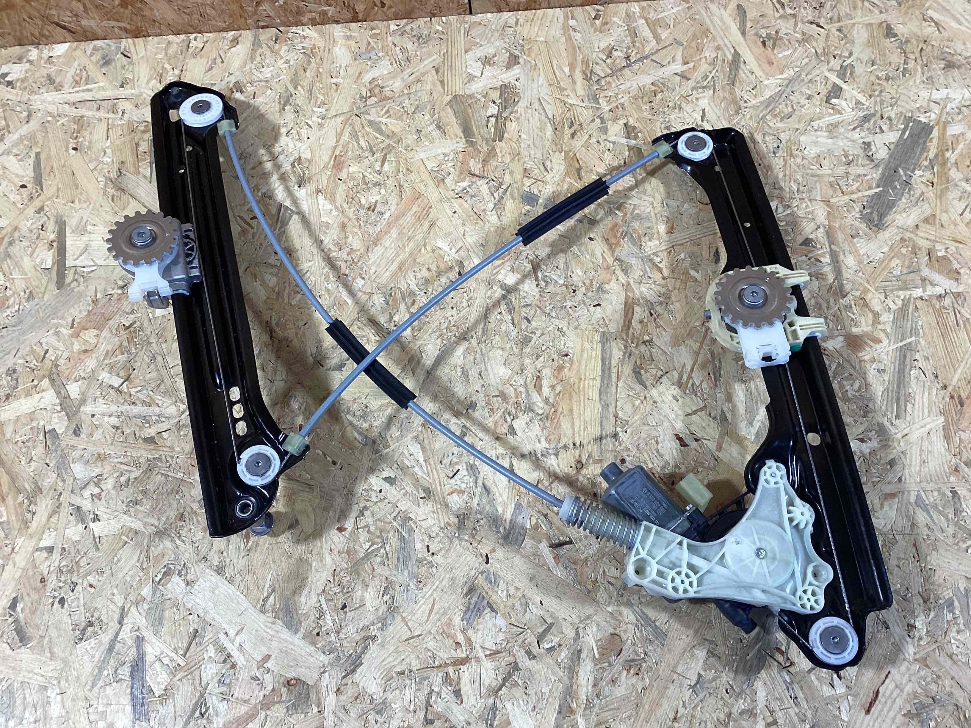 Стеклоподъемник передний правый Porsche 911 080426-133