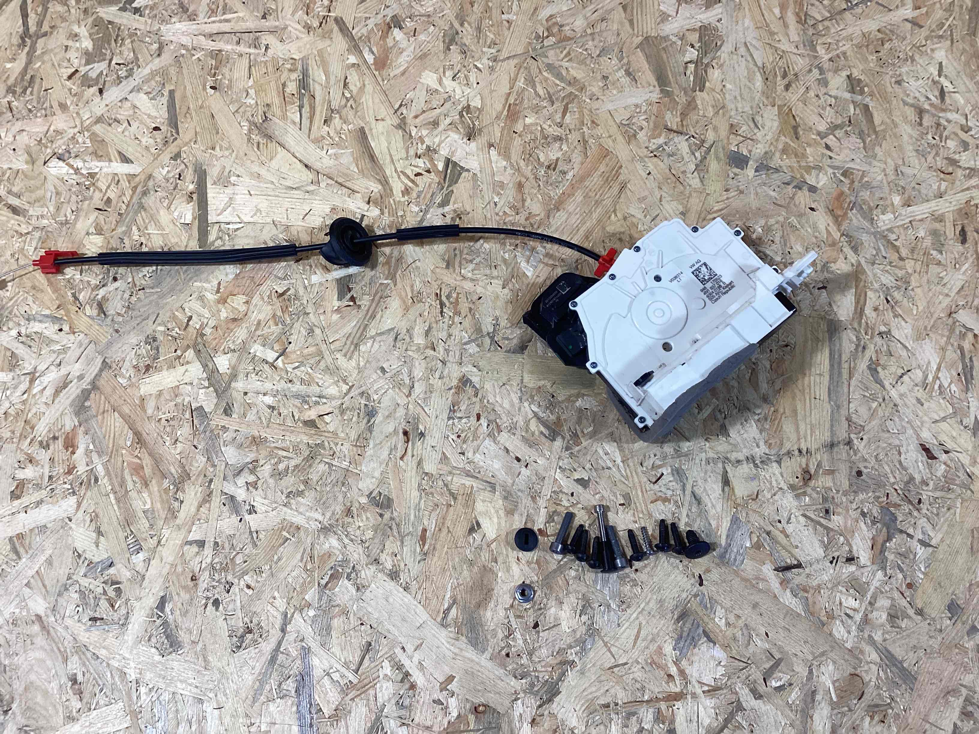 Замок двери передней правой Porsche 911 080426-134