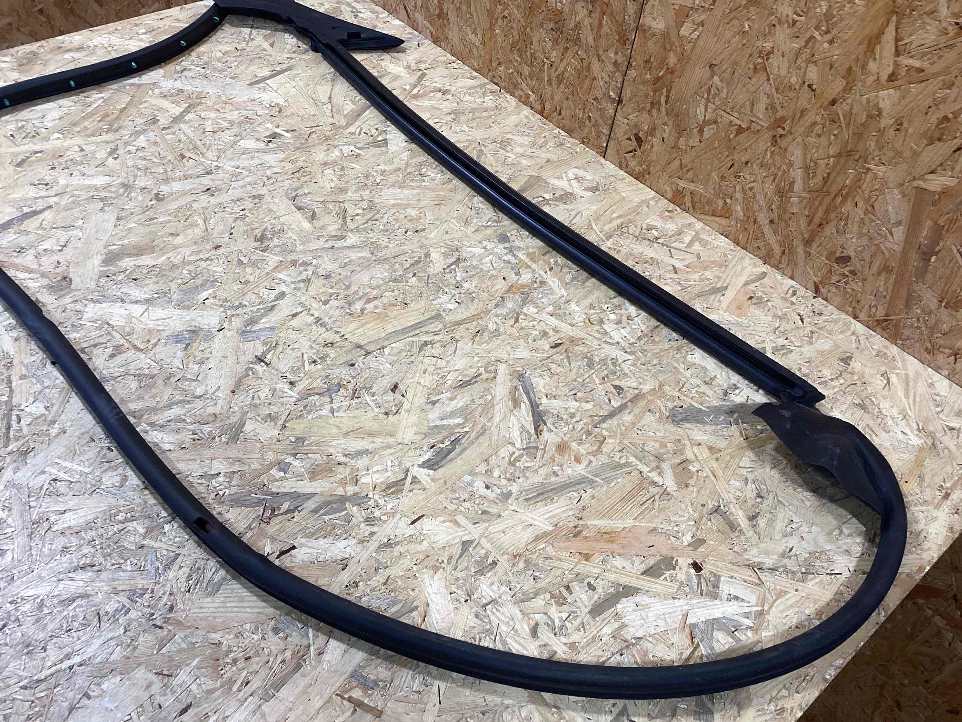 Молдинг двери передней правой Porsche 911 080426-135