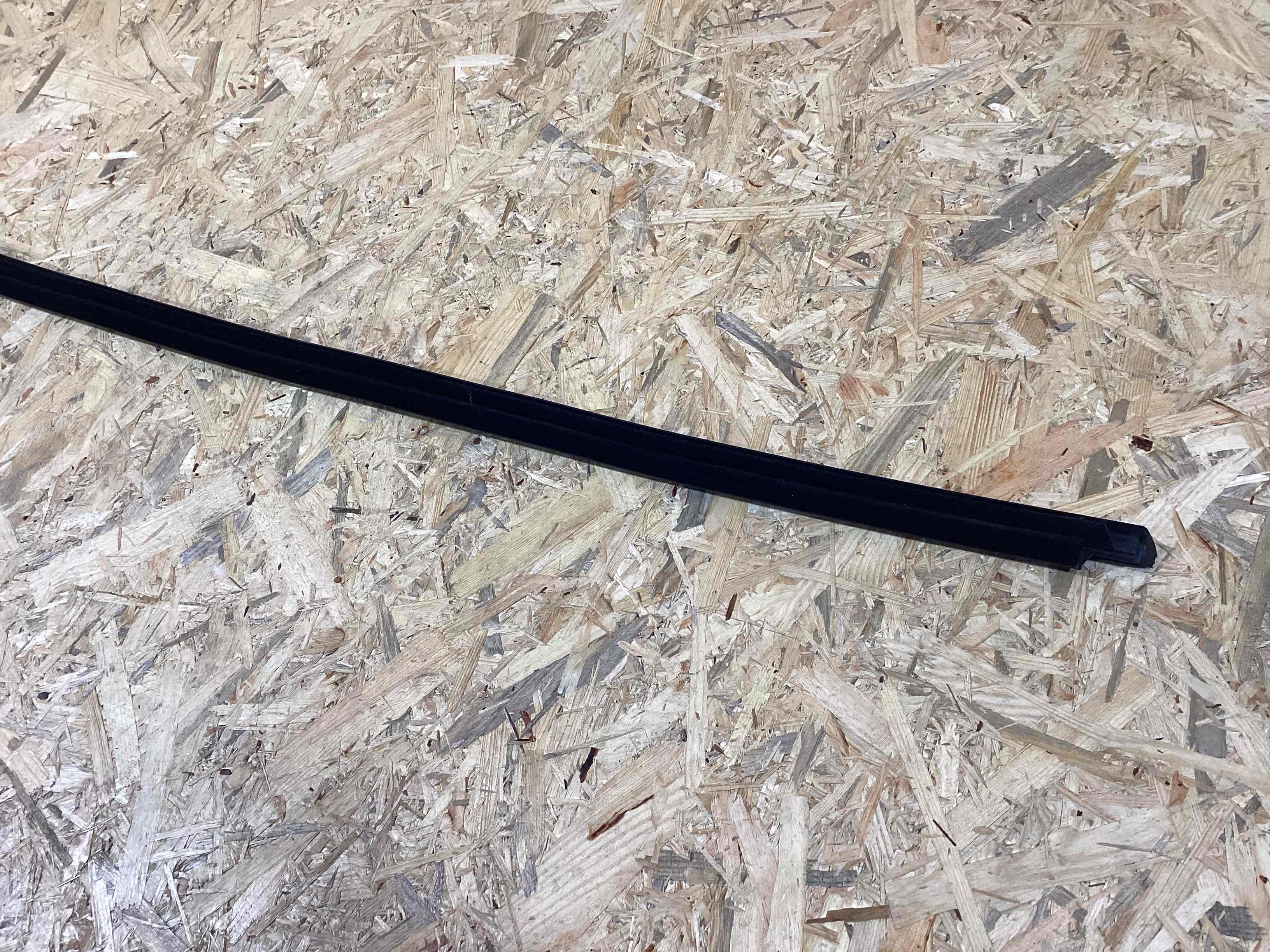 Молдинг двери передней правой Porsche 911 080426-136