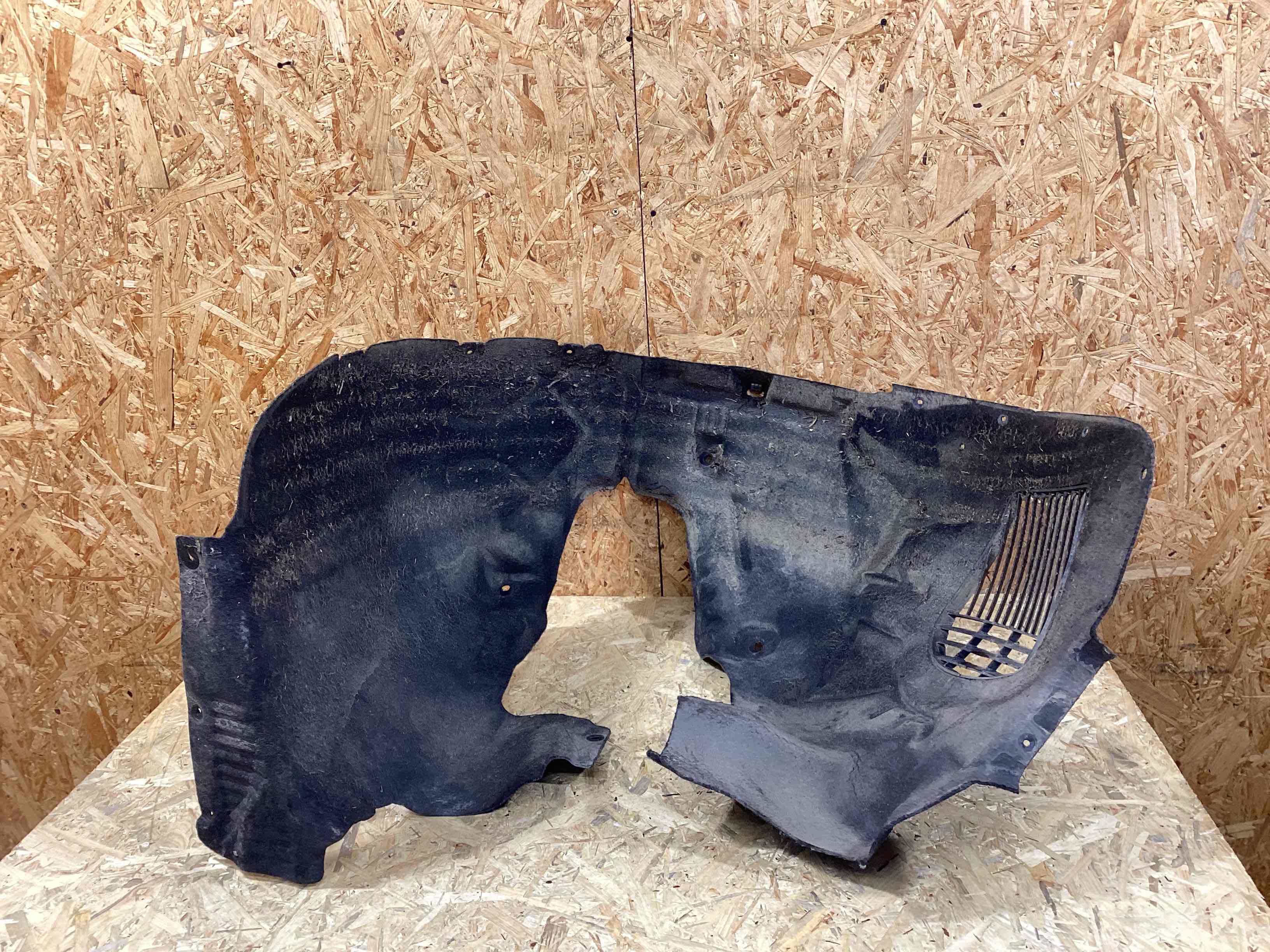 Защита арок передняя правая (подкрылок) Porsche Macan 080426-138