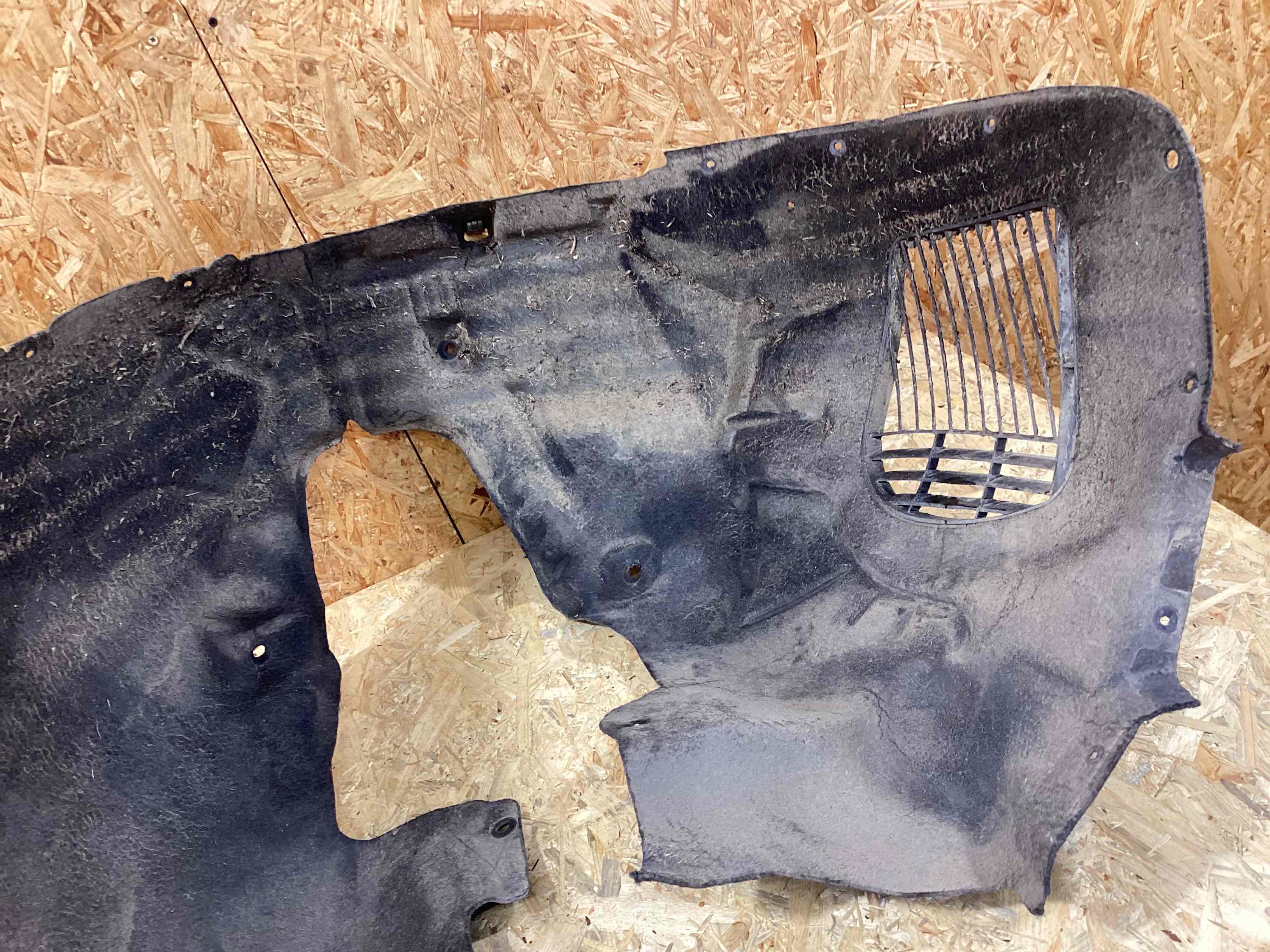 Защита арок передняя правая (подкрылок) Porsche Macan 080426-138