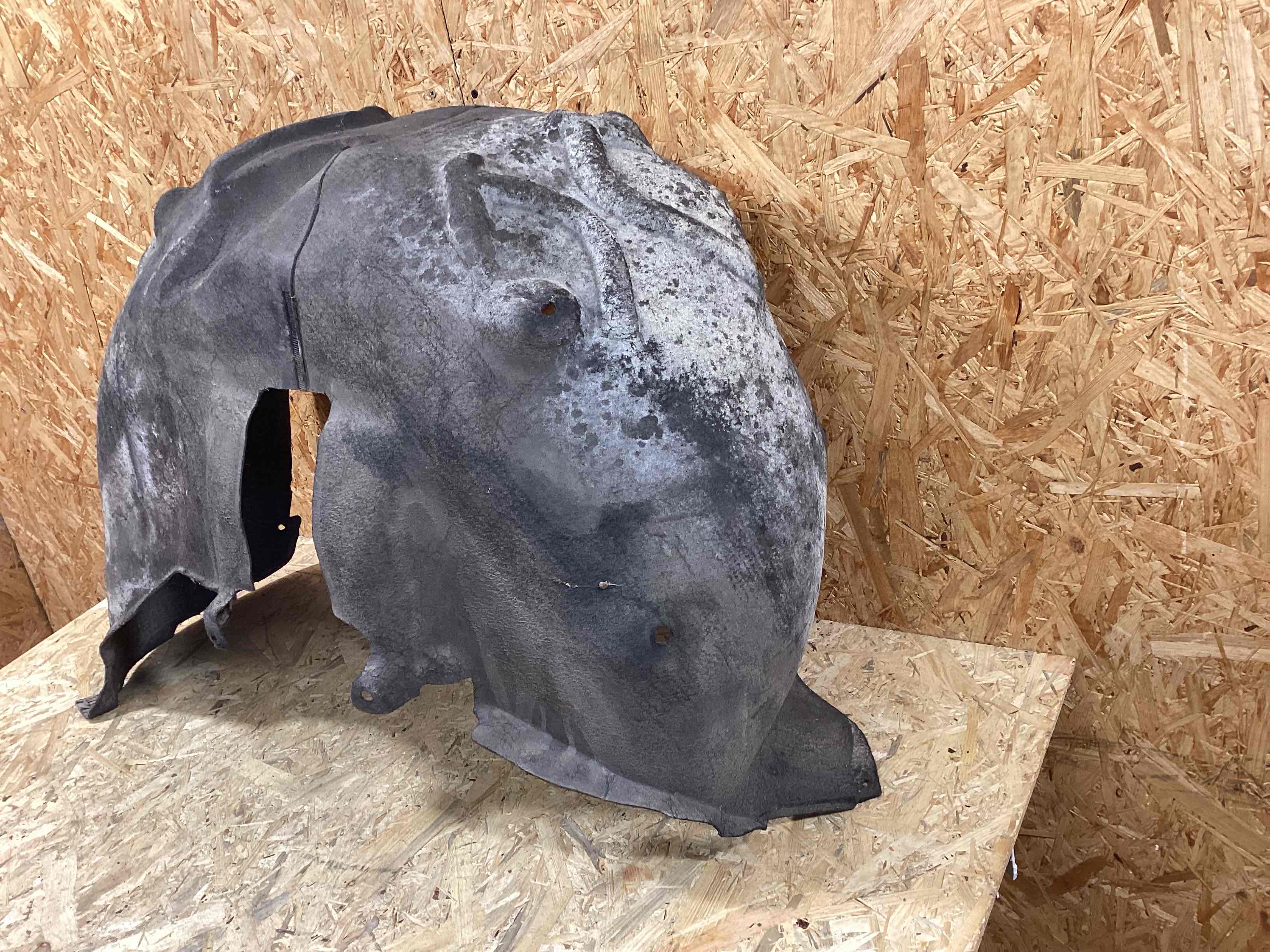 Защита арок задняя правая (подкрылок) Porsche Macan 080426-139