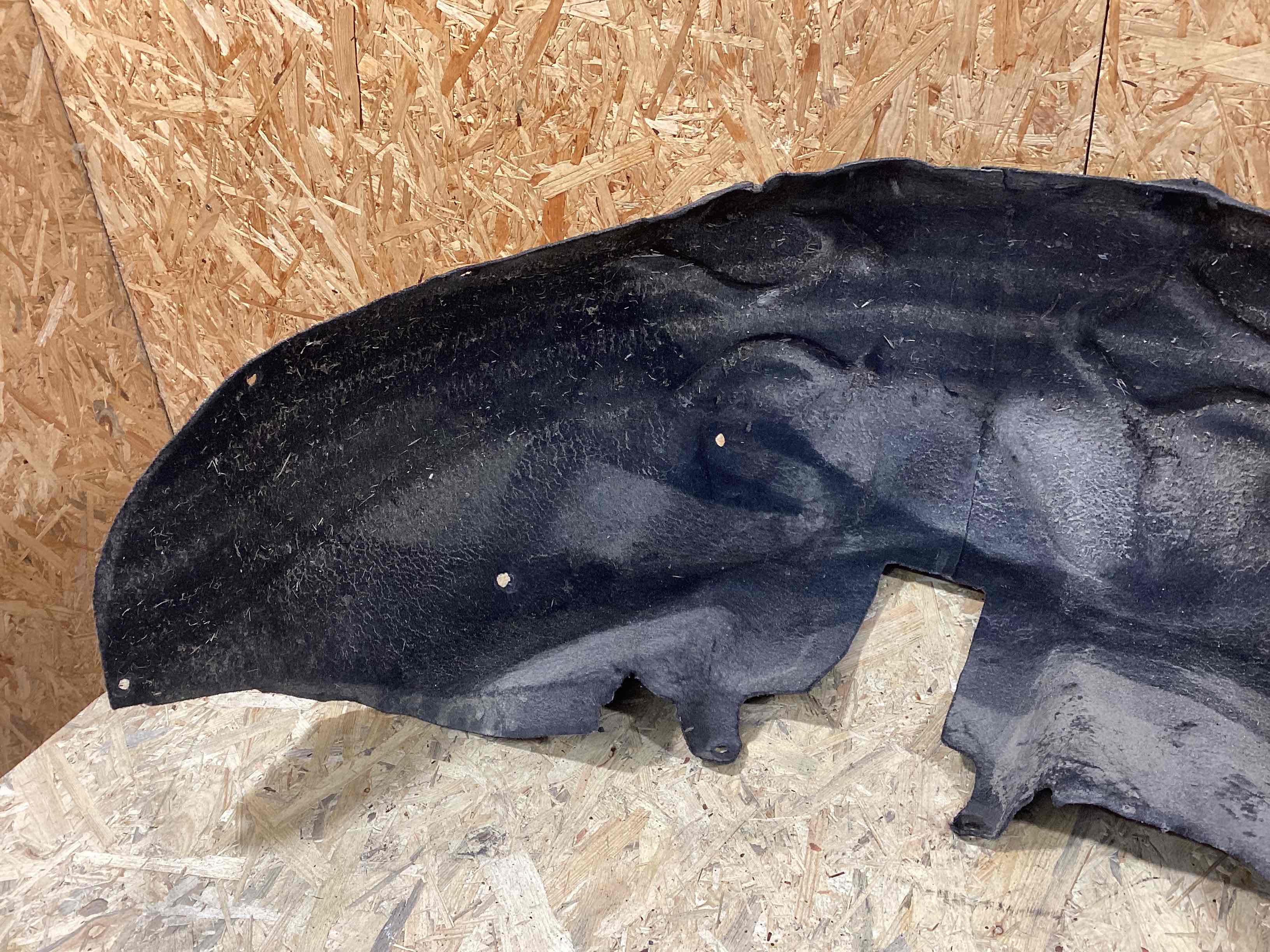 Защита арок задняя правая (подкрылок) Porsche Macan 080426-139