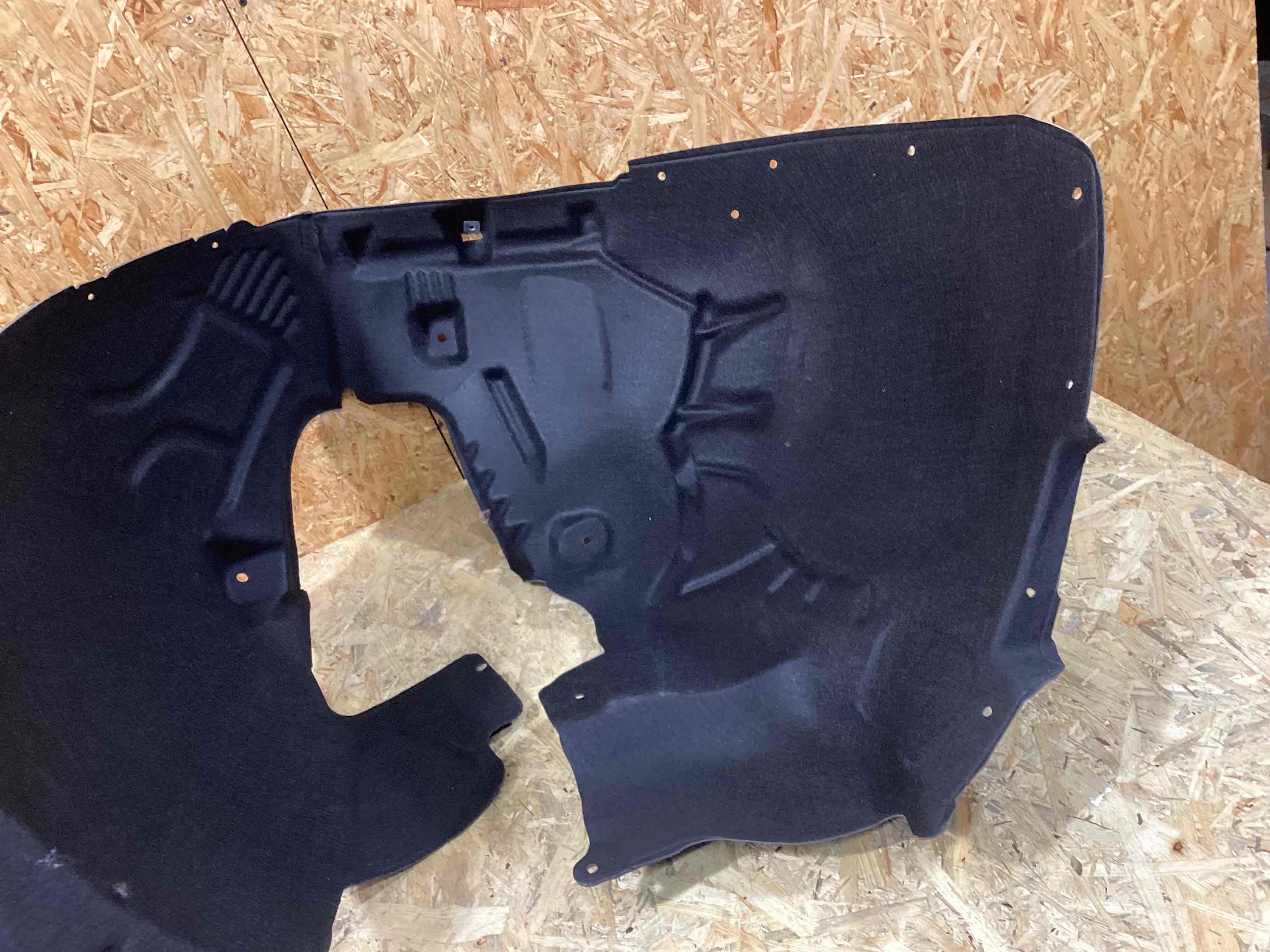 Защита арок передняя правая (подкрылок) Porsche Macan 080426-143