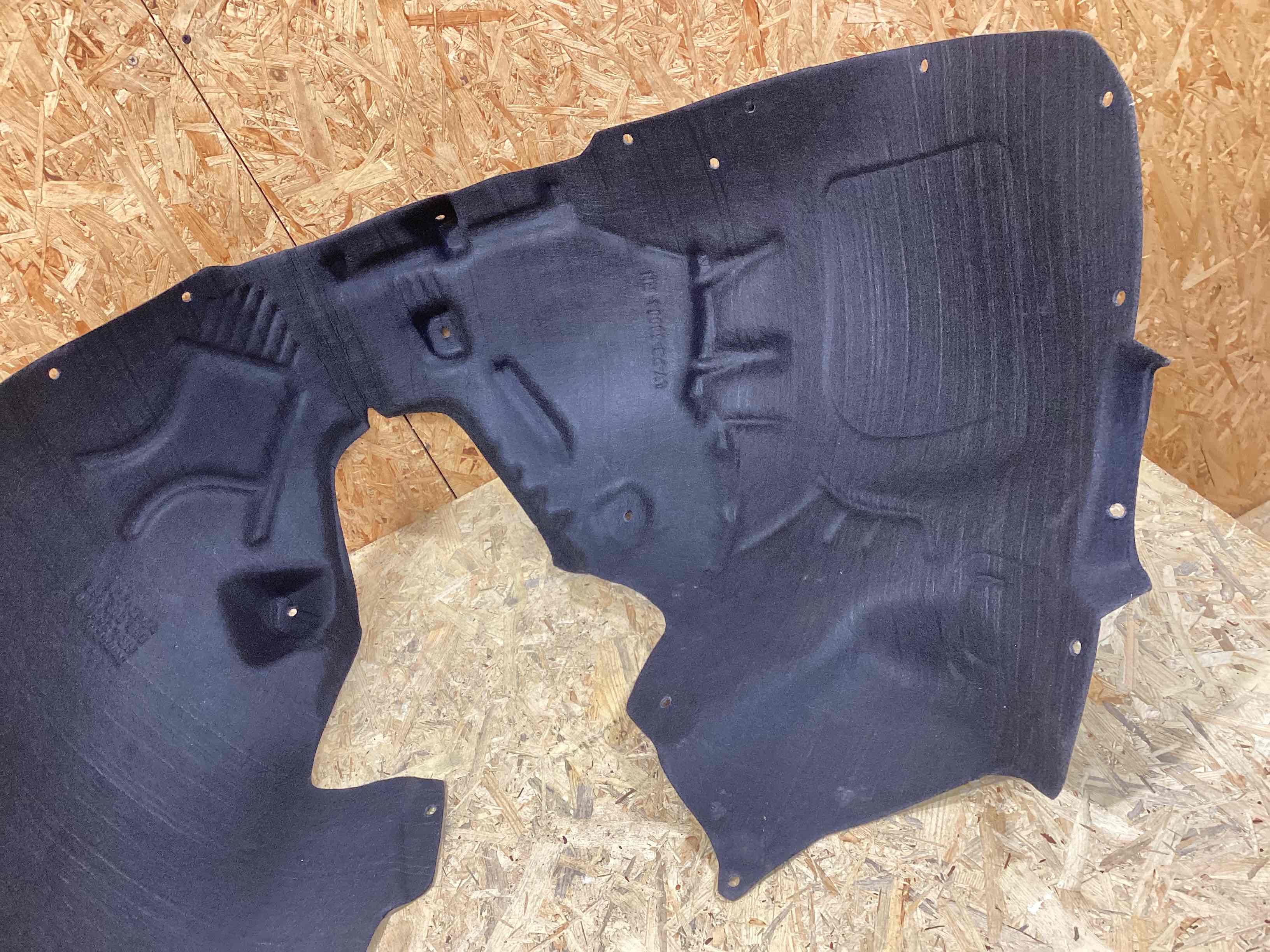 Защита арок передняя правая (подкрылок) Porsche Macan 080426-144