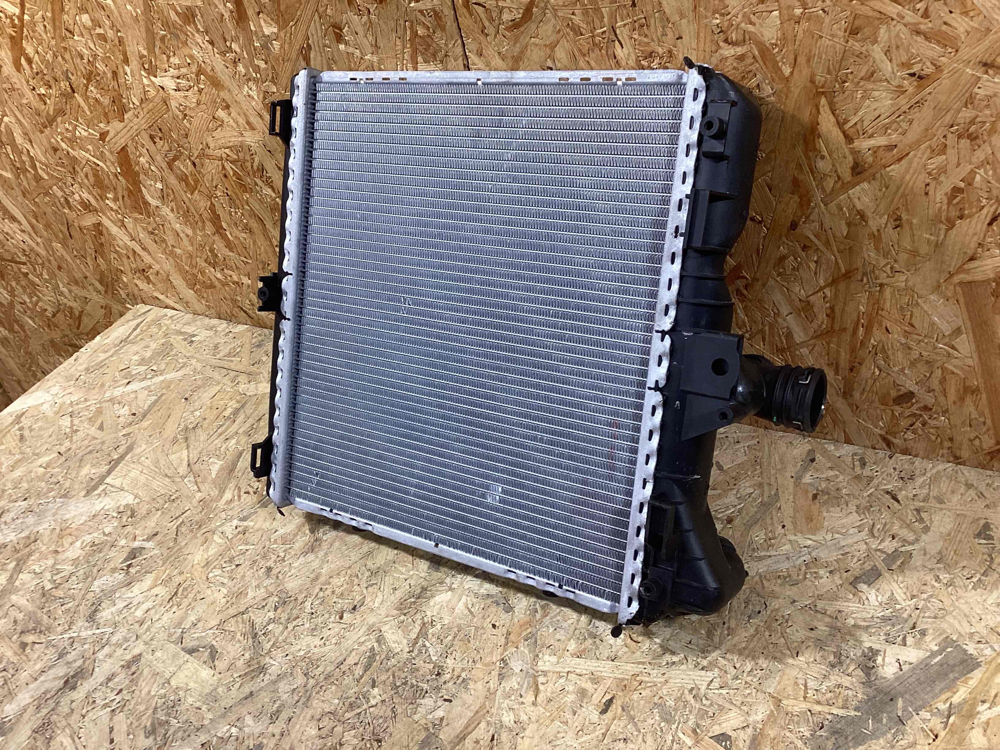 Радиатор (основной) Porsche 911 080426-145