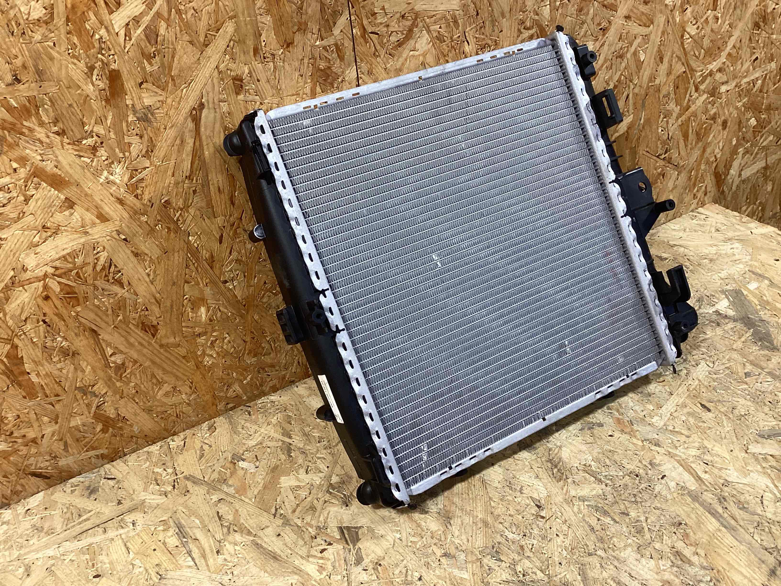 Радиатор (основной) Porsche 911 080426-145