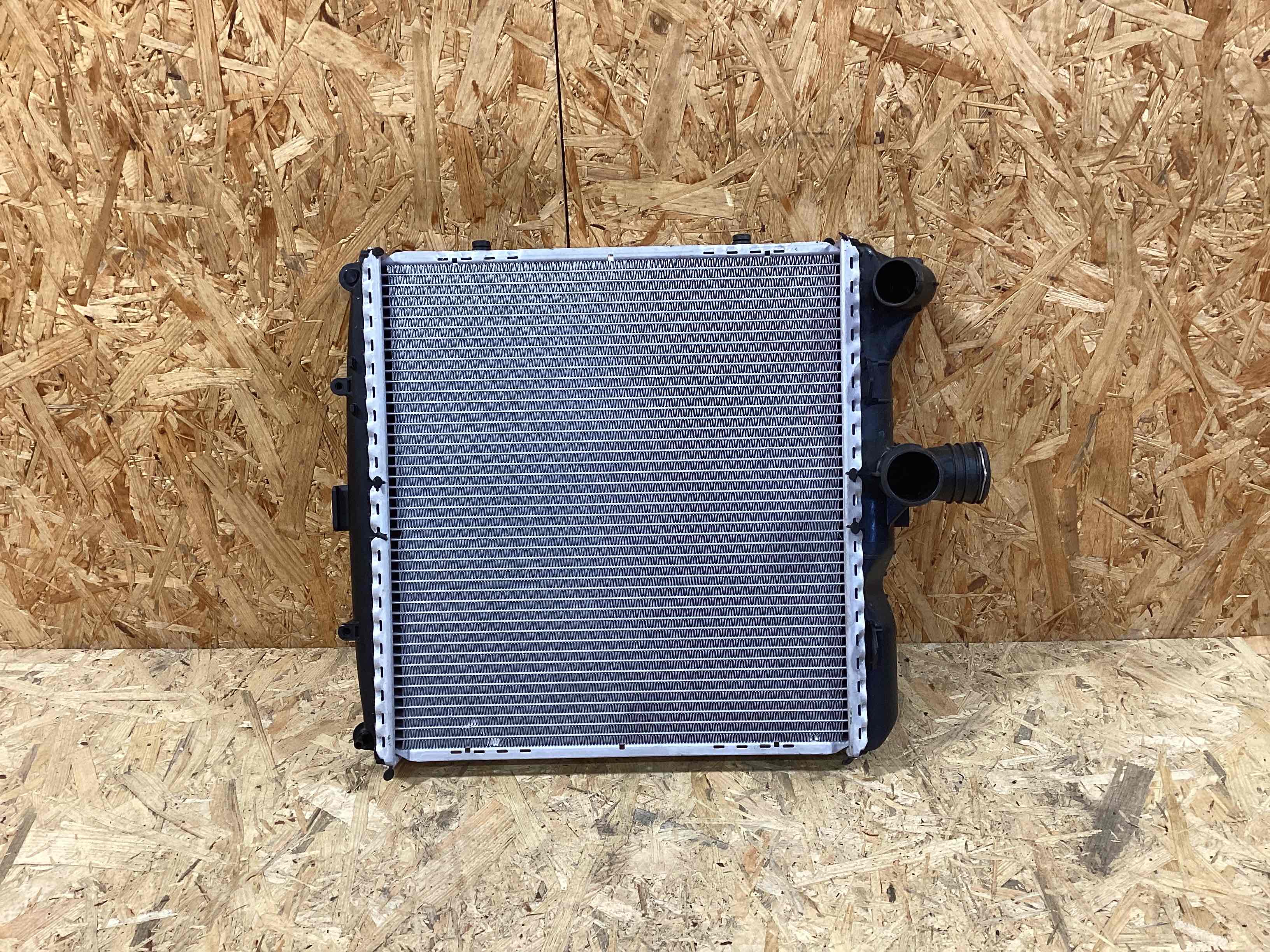 Радиатор (основной) Porsche 911 080426-145