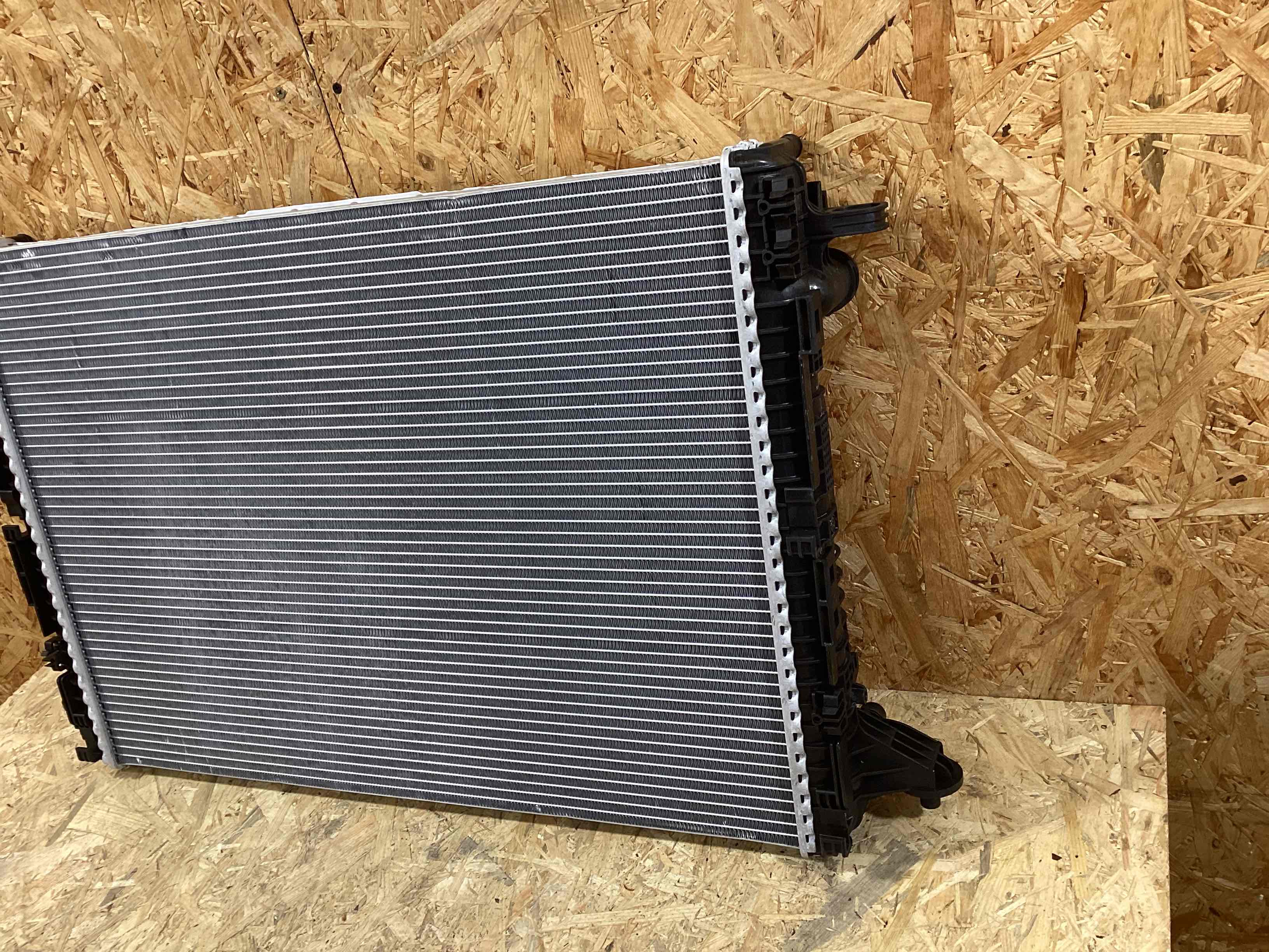 Радиатор (основной) Porsche Cayenne 080426-146