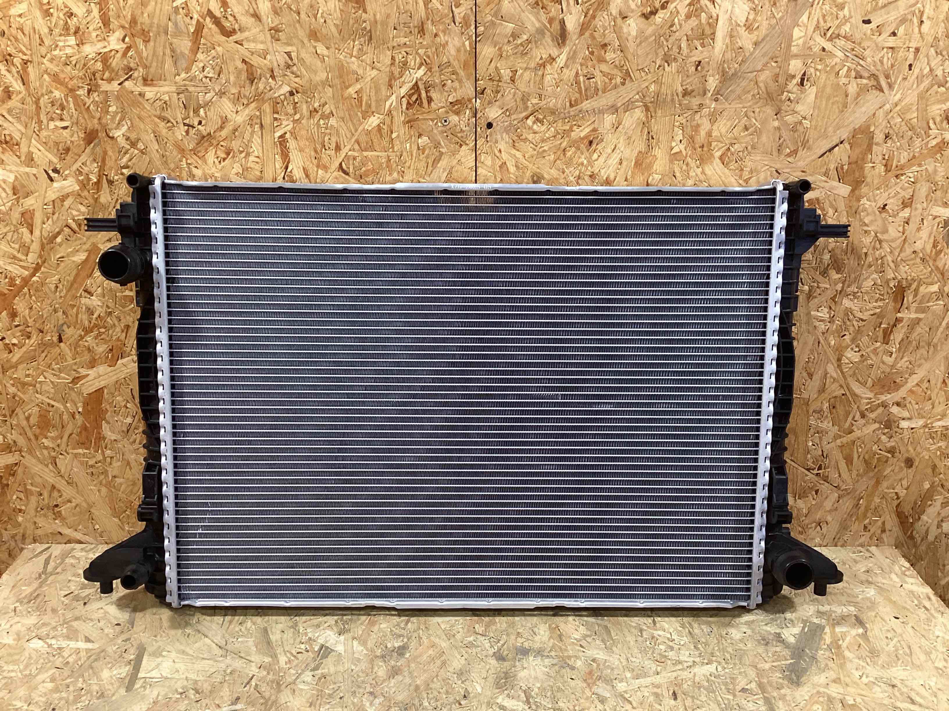 Радиатор (основной) Porsche Cayenne 080426-146