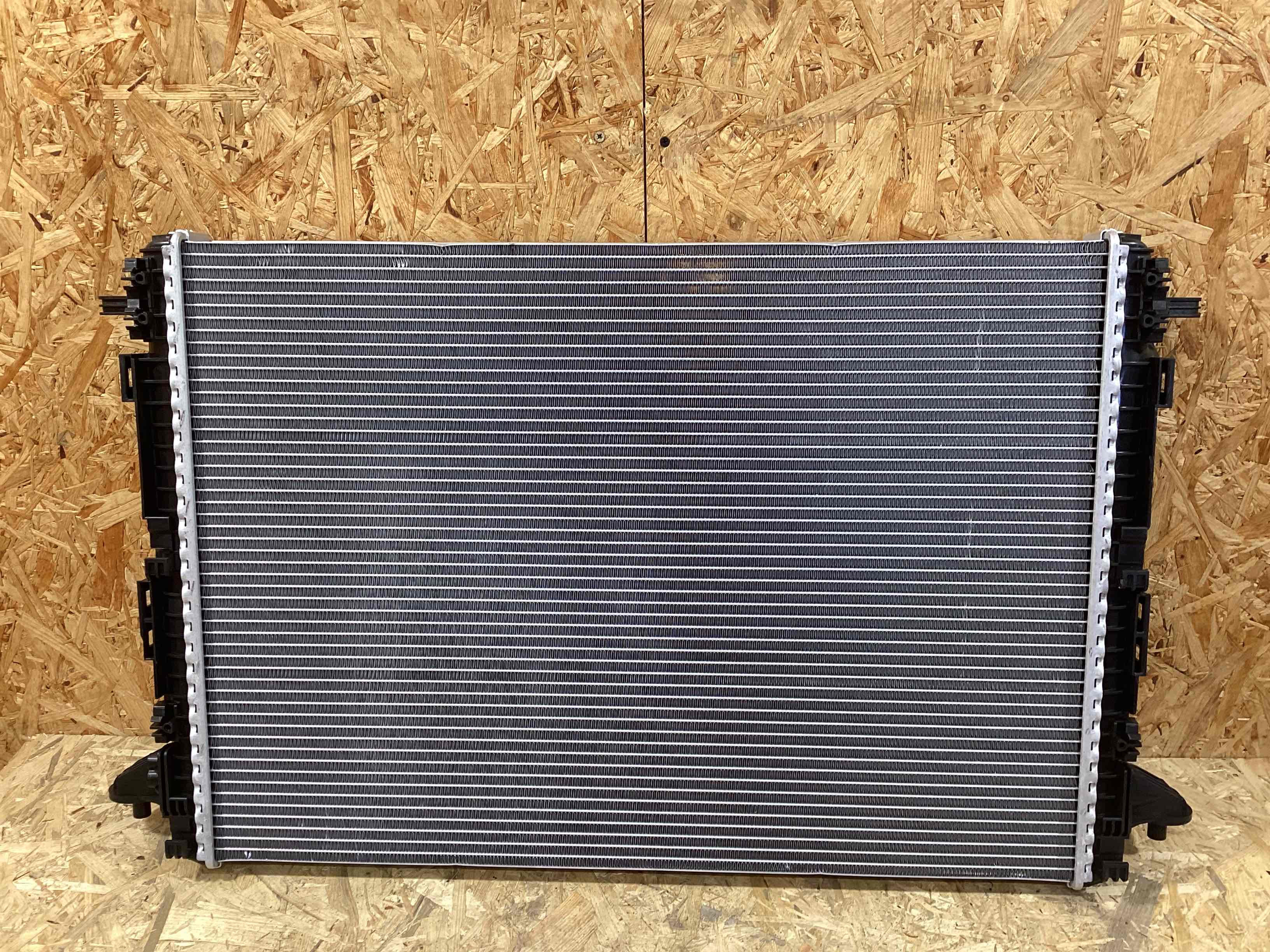 Радиатор (основной) Porsche Cayenne 080426-146