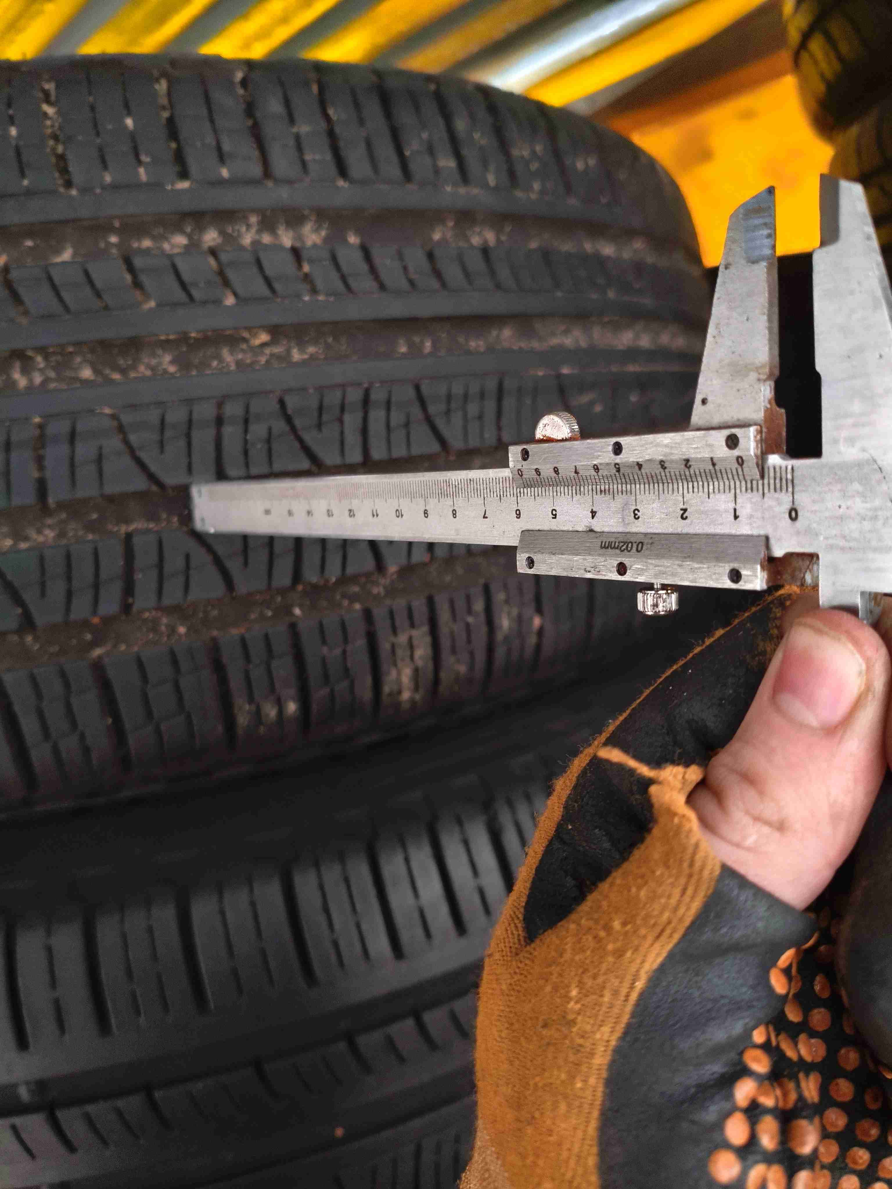 Колесо запасное, держатель, кронштейн, обшивка Porsche Macan 080525-134