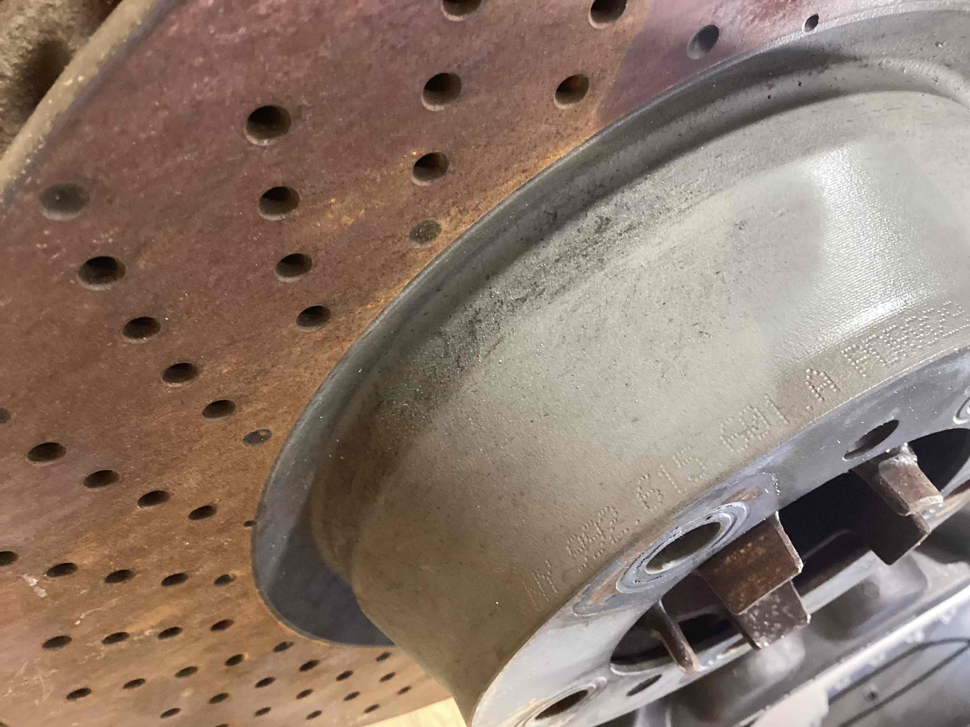 Кулак задний левый Porsche 911 080626-109
