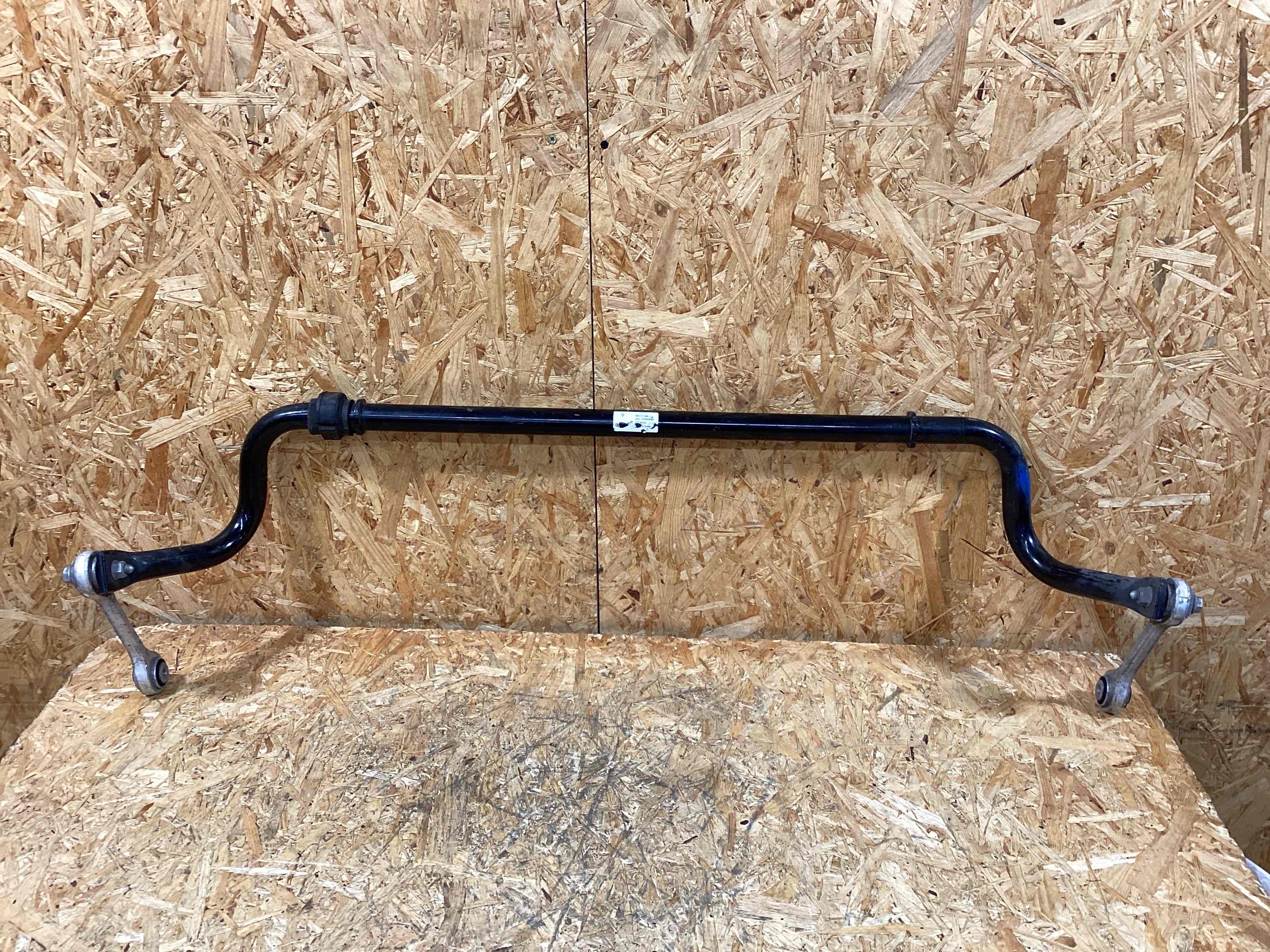 Стабилизатор поперечной устойчивости Porsche Macan 081025-114