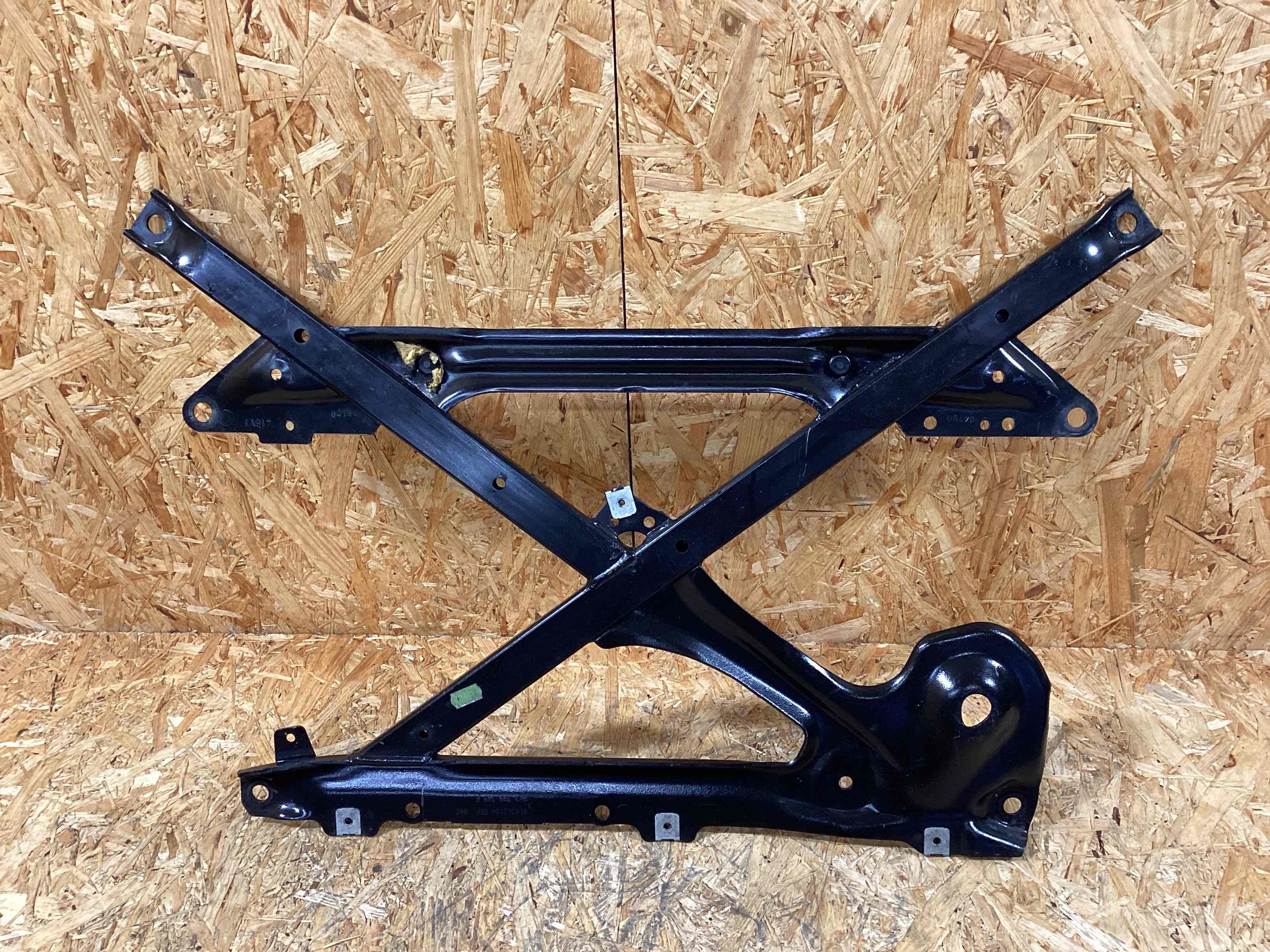 Балка подвески передняя (подрамник) Porsche Macan 081025-116