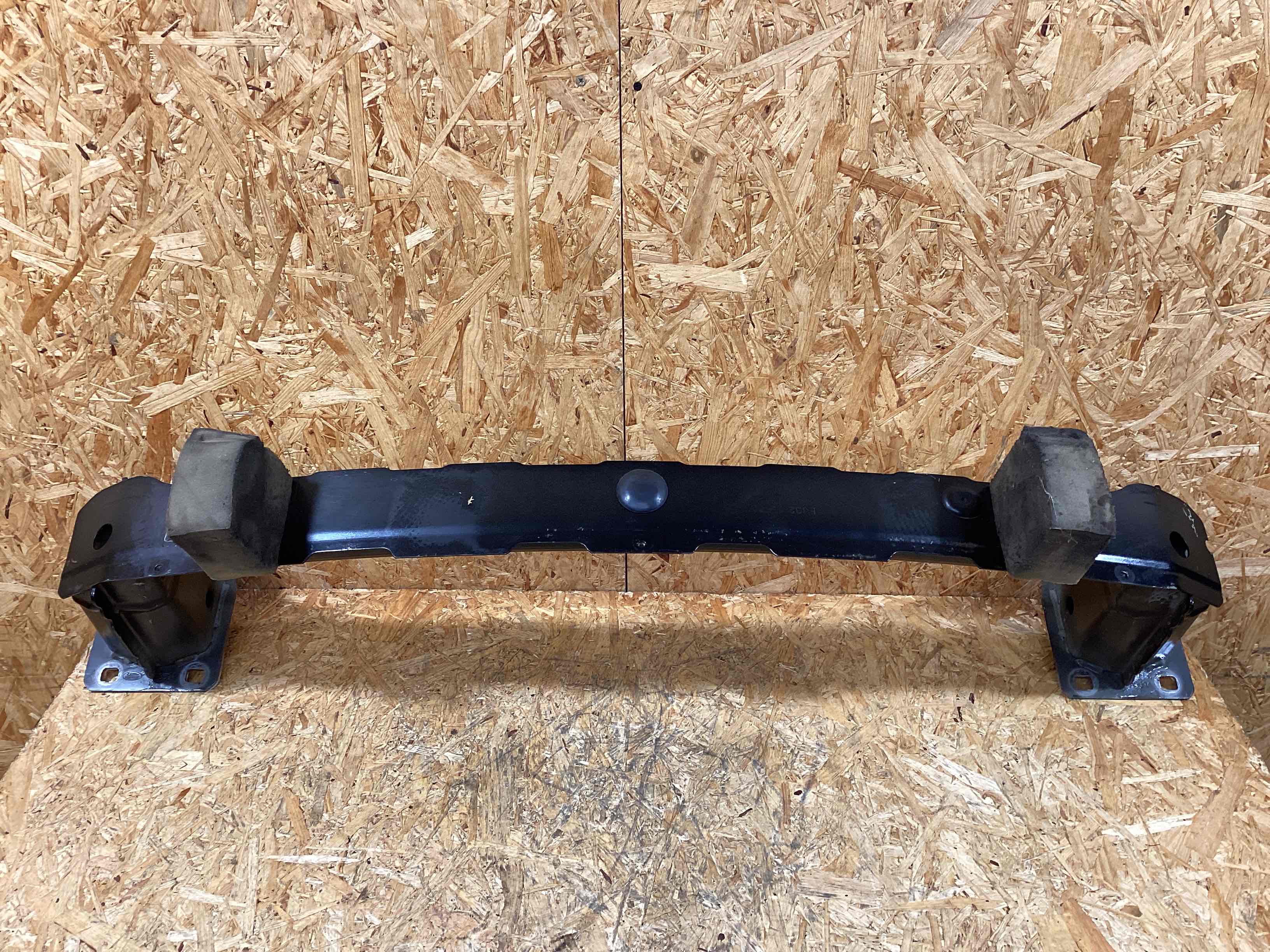 Усилитель бампера переднего Land Rover Range Rover Evoque L538 081025-117