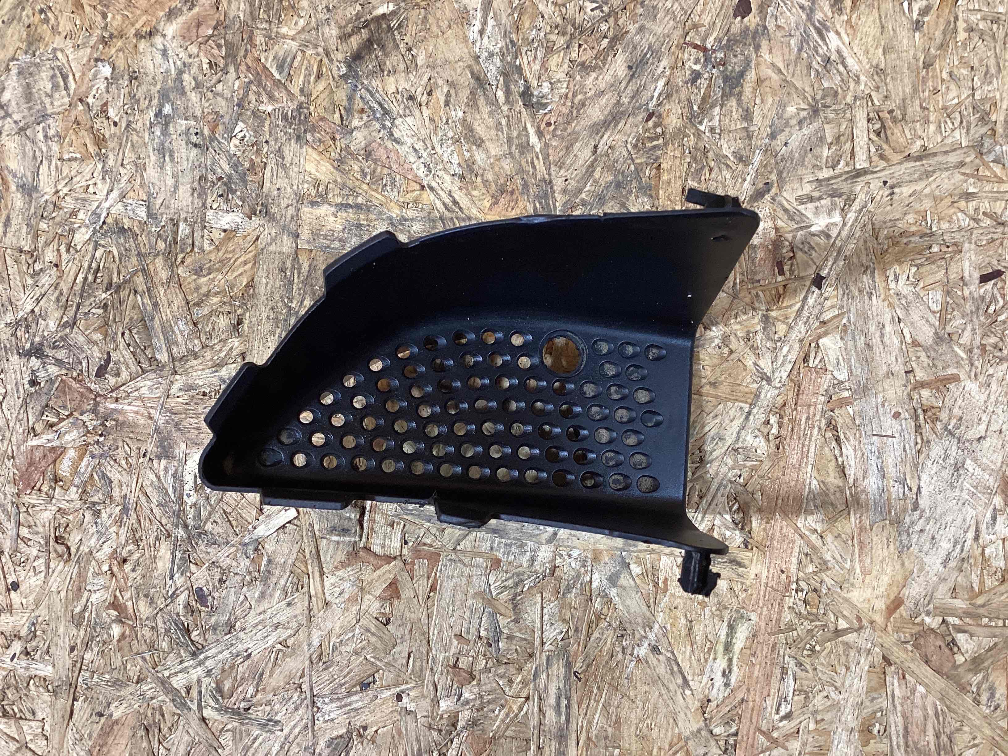 Воздуховод Porsche Macan 081025-128