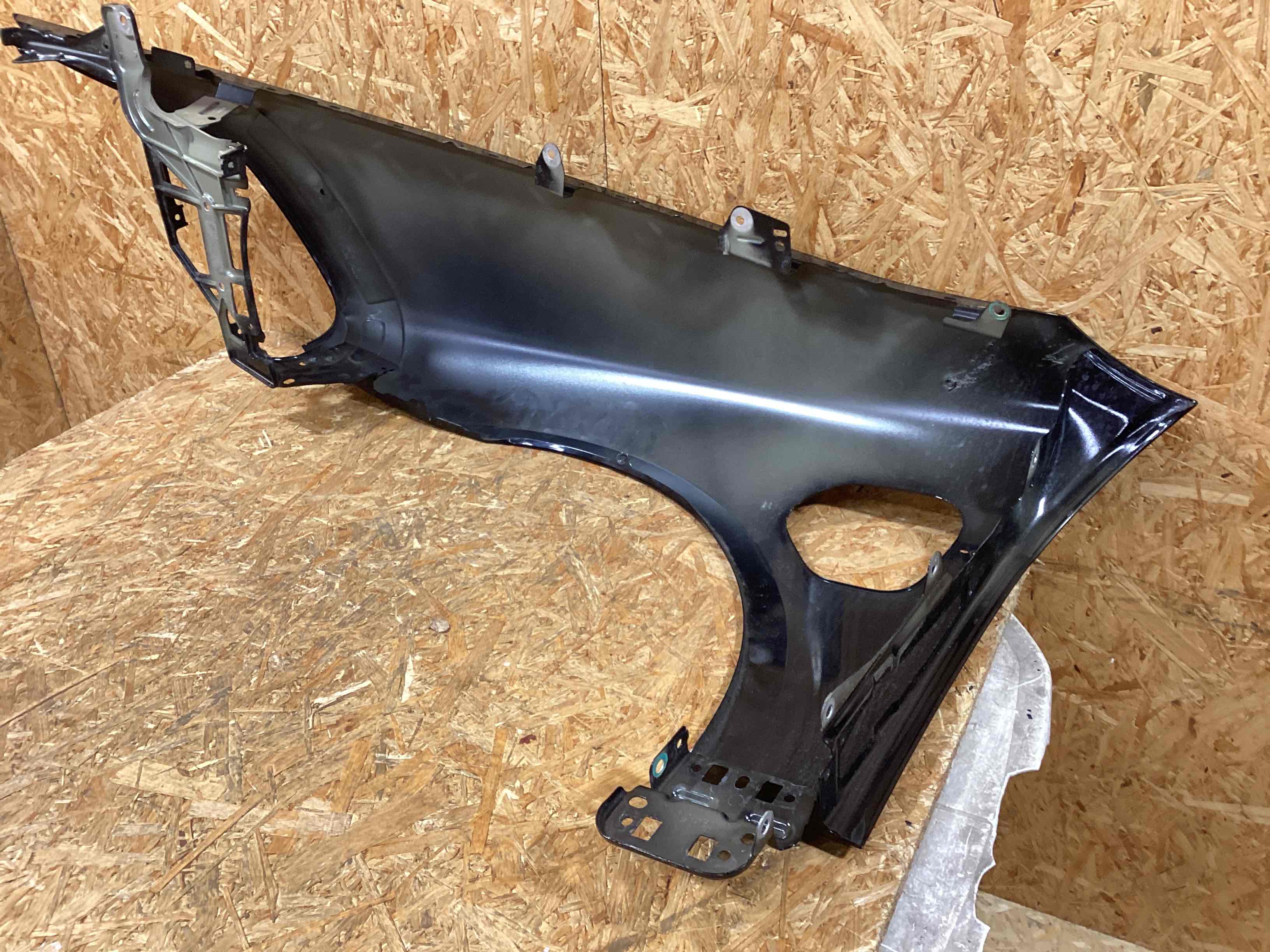 Крыло переднее правое Porsche Taycan 090126-101