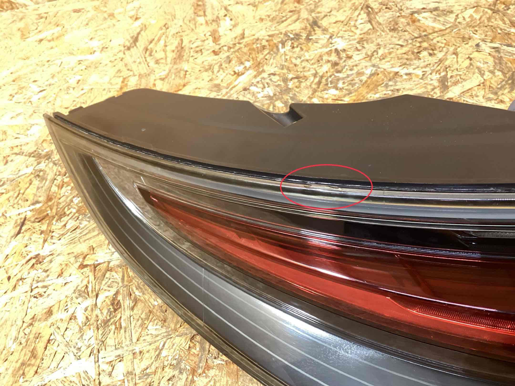 Фонарь задний левый Porsche Panamera 090126-102