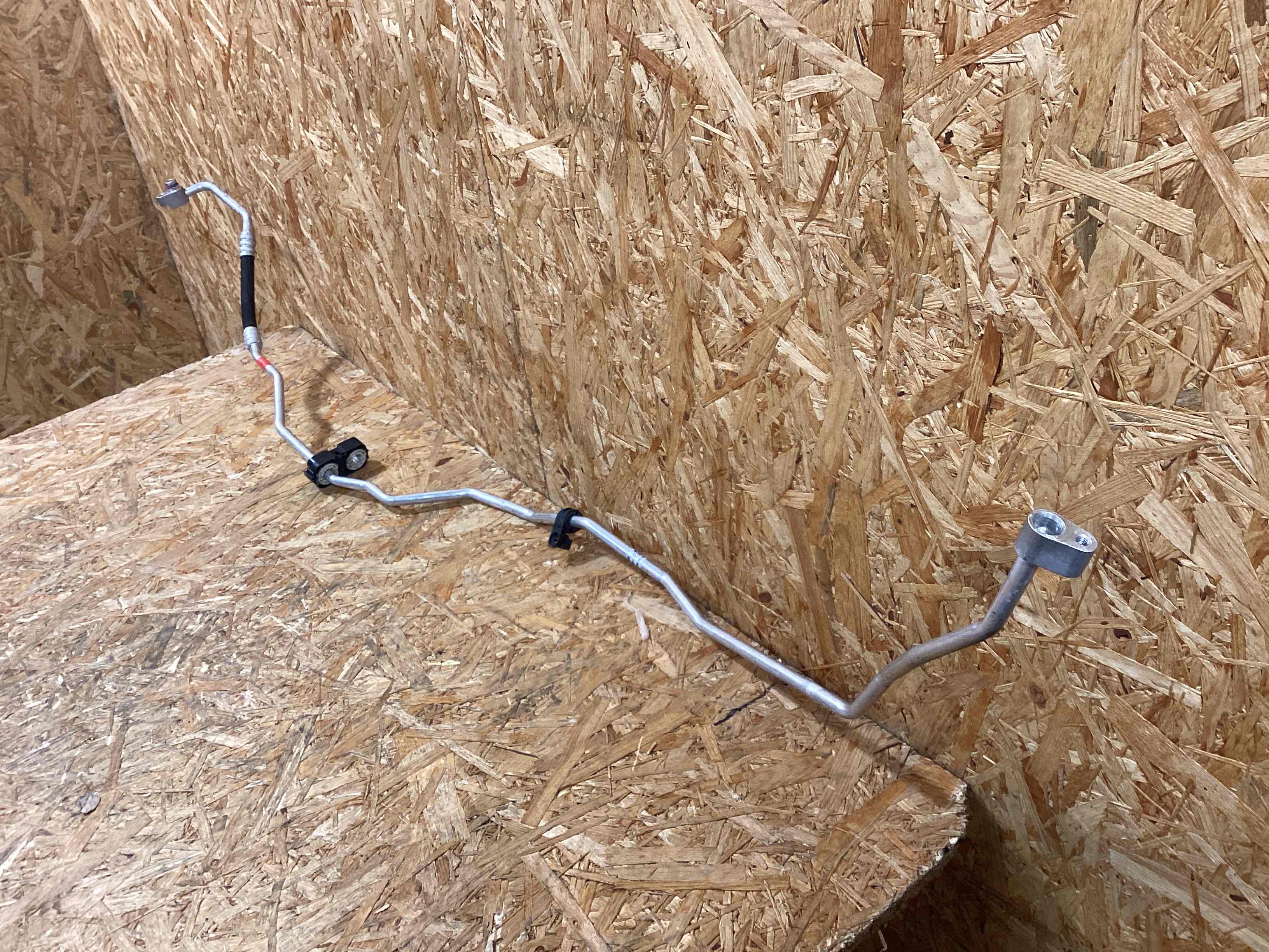 Патрубок Porsche 911 090126-103