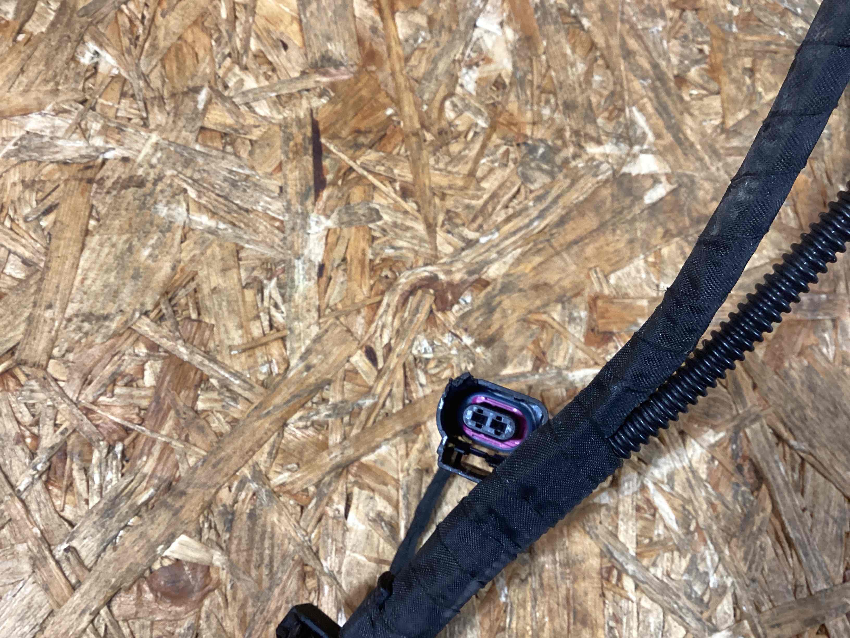 Электропроводка (коса) Porsche Macan 090126-104