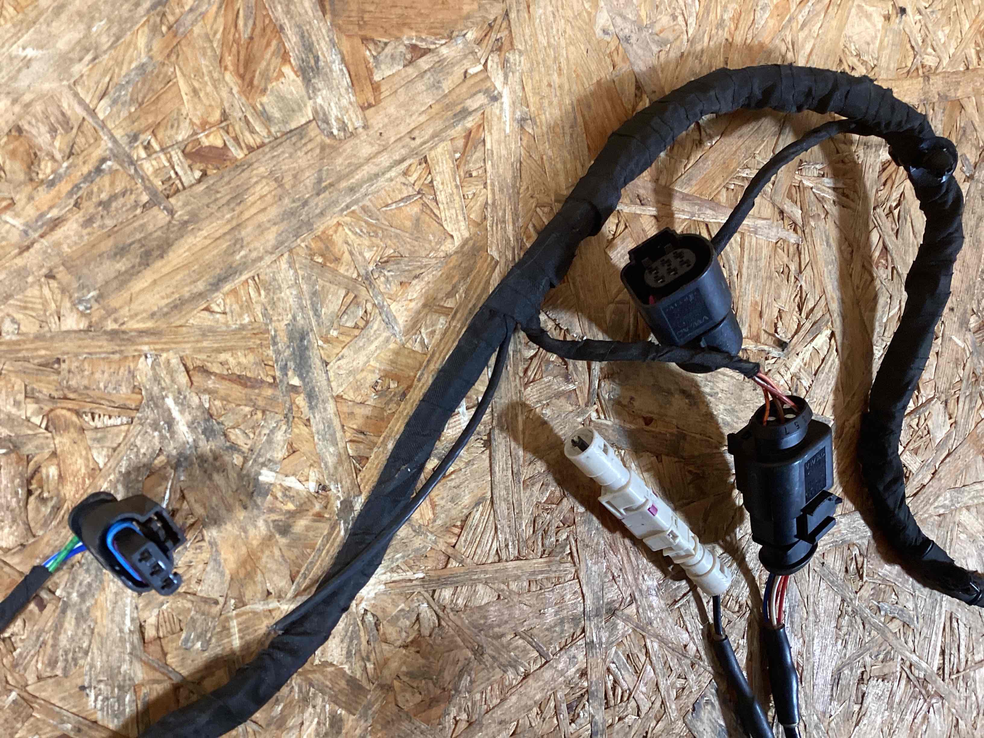 Электропроводка (коса) Porsche Macan 090126-104