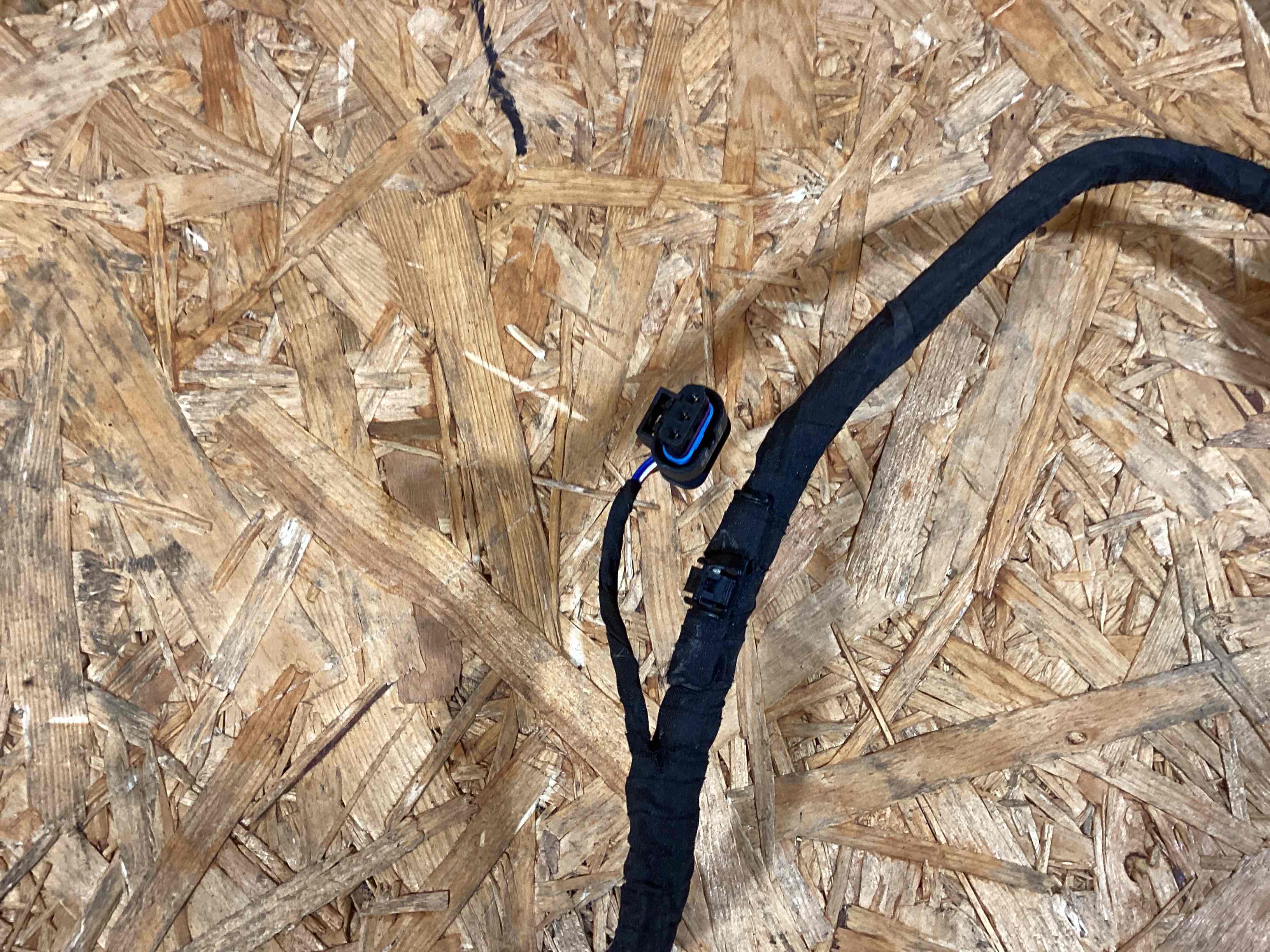 Электропроводка (коса) Porsche Macan 090126-104