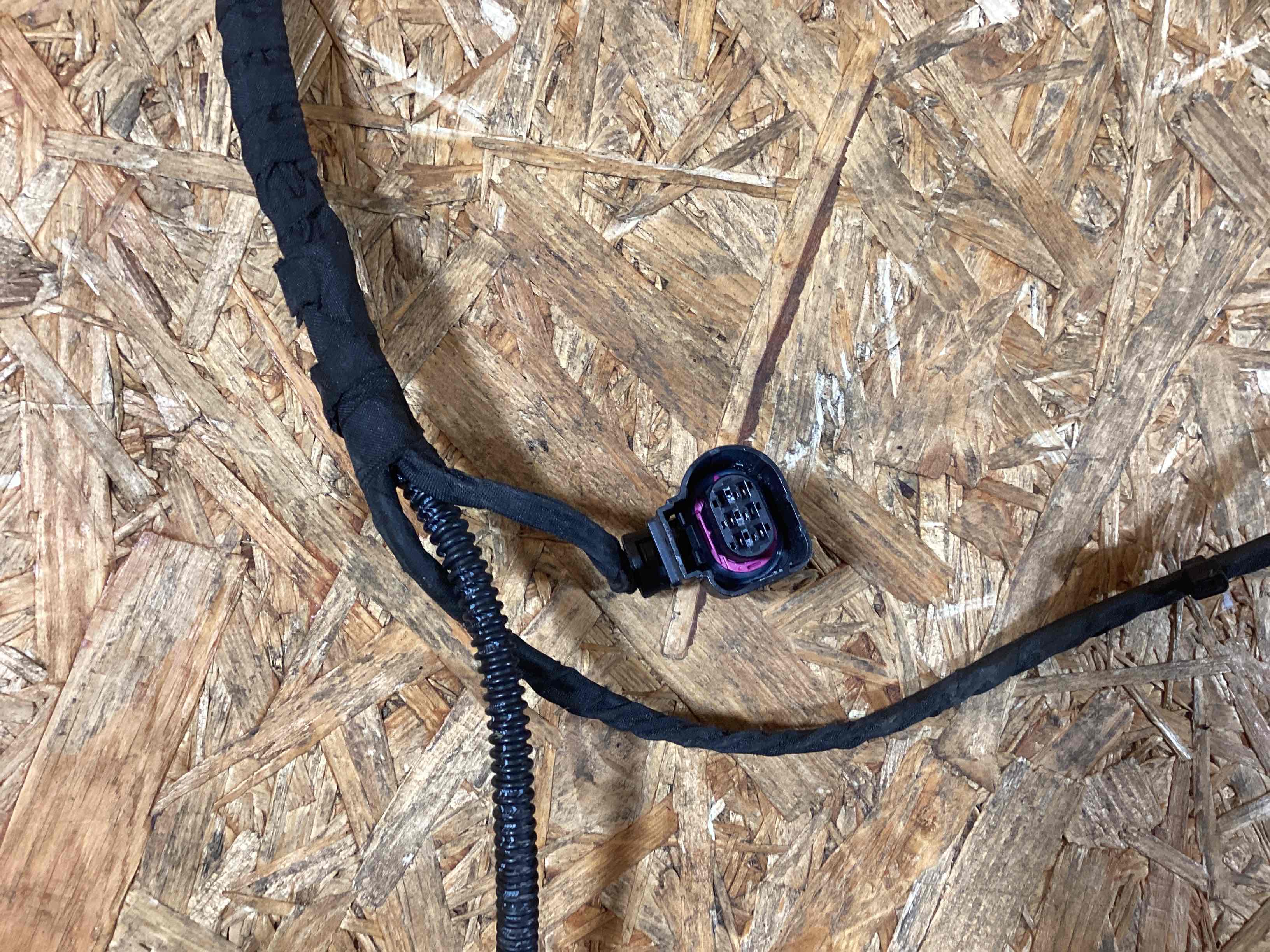 Электропроводка (коса) Porsche Macan 090126-104