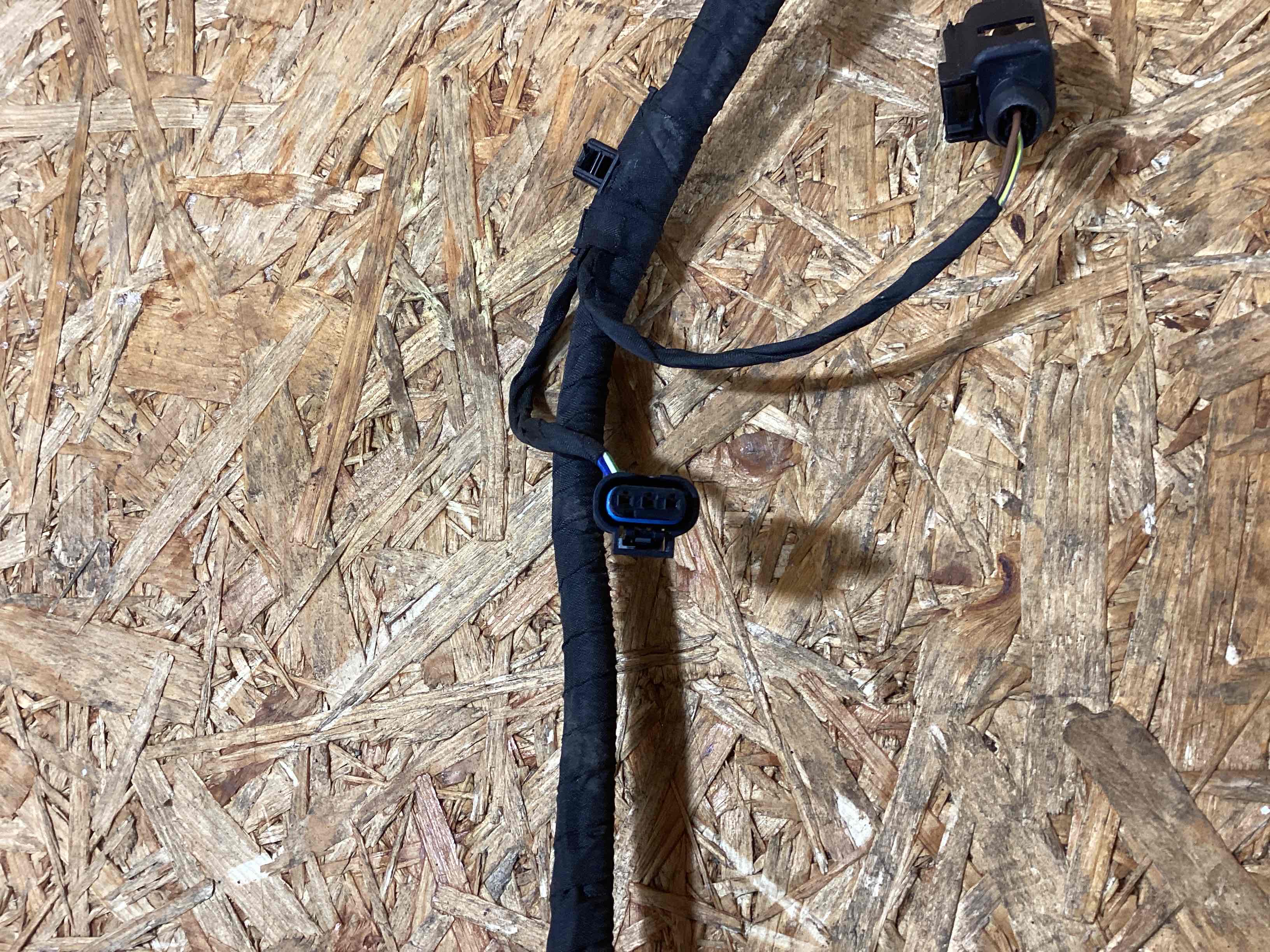 Электропроводка (коса) Porsche Macan 090126-104