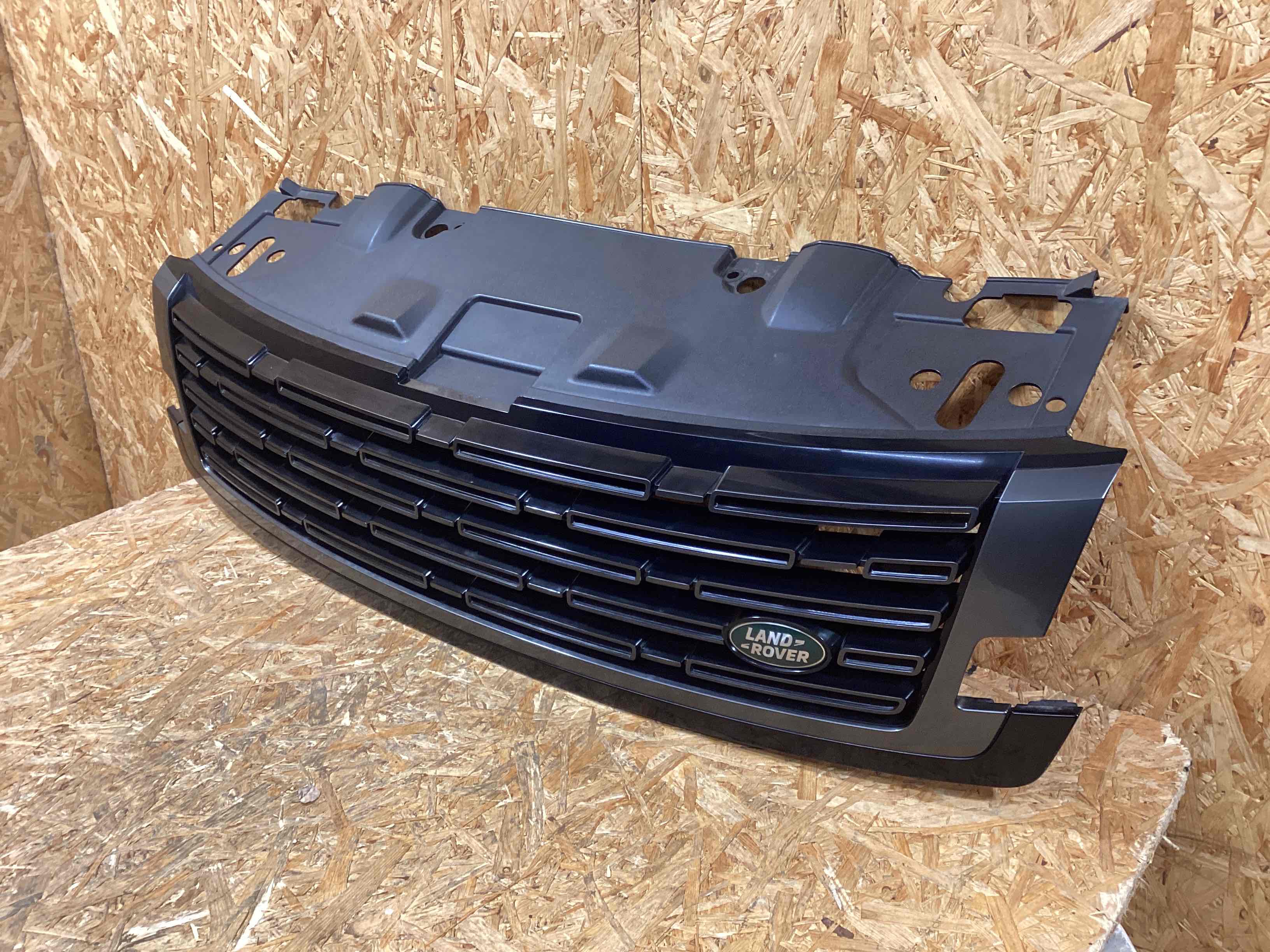 Решетка радиатора Land Rover Range Rover L460 090126-107