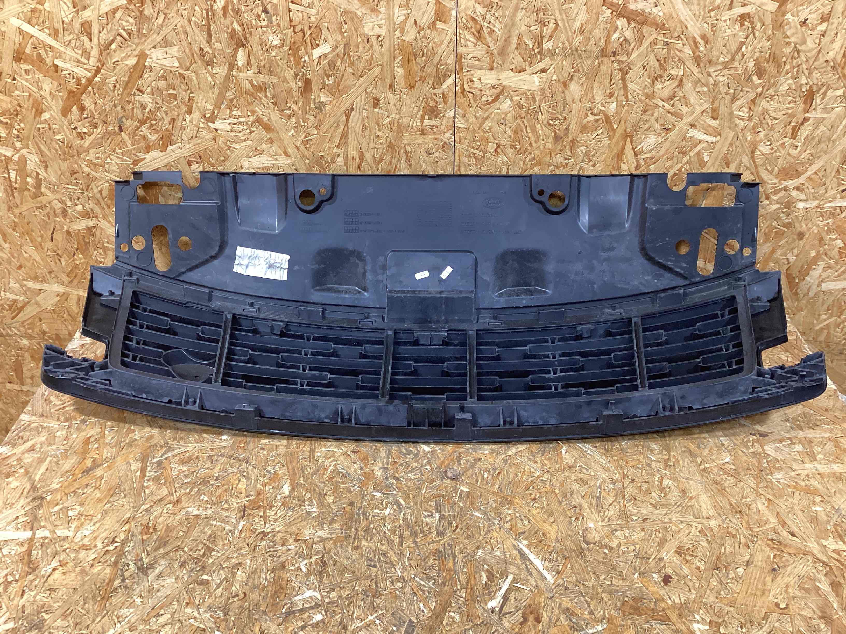 Решетка радиатора Land Rover Range Rover L460 090126-107