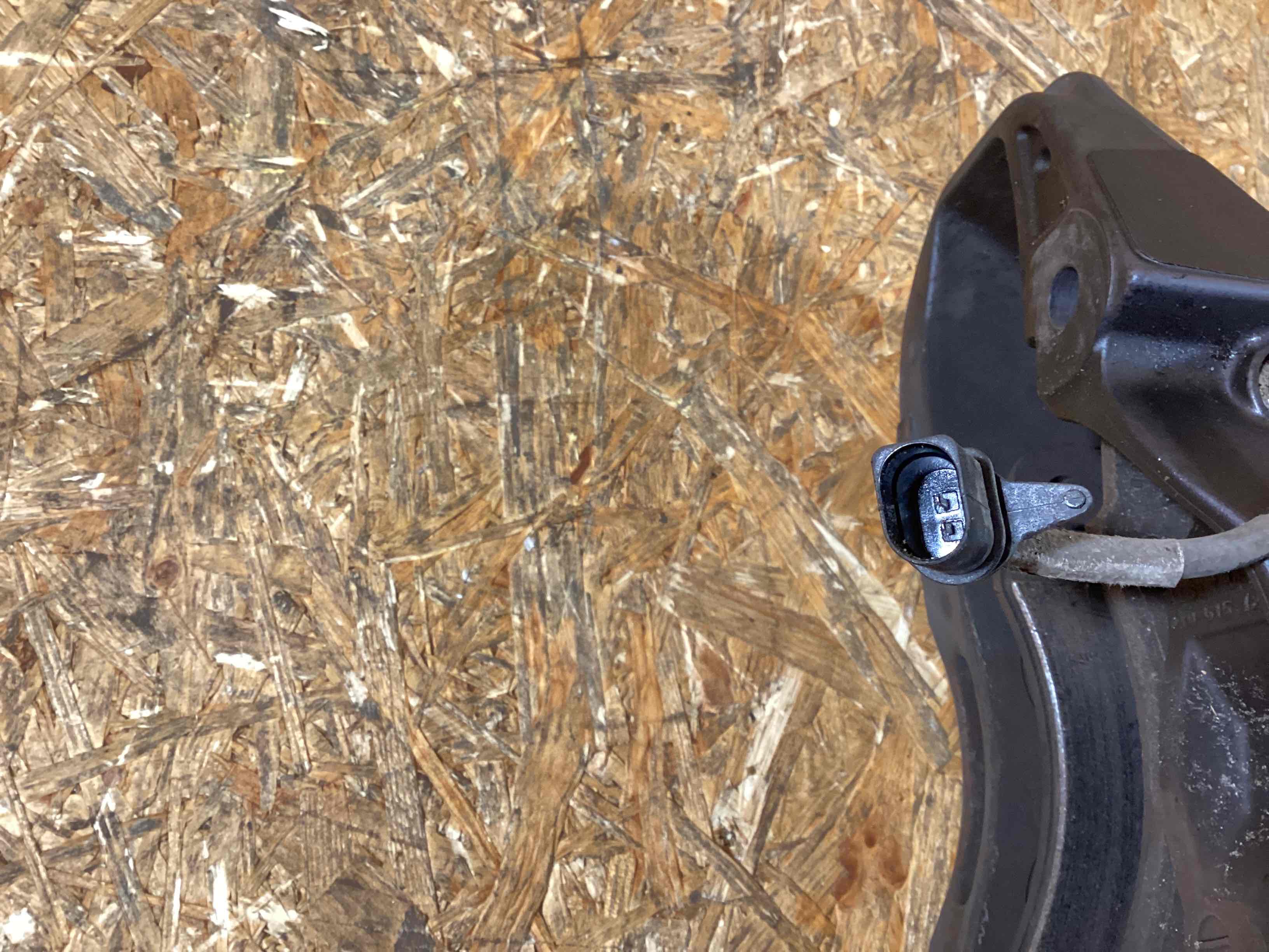 Суппорт Porsche Macan 090226-106