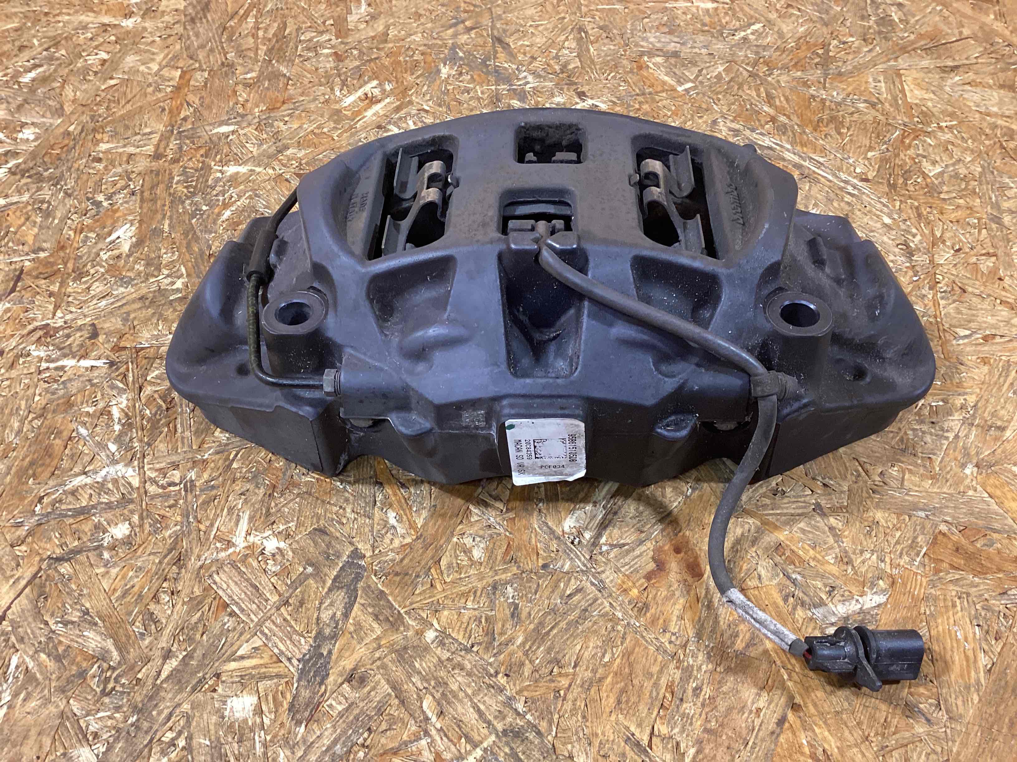 Суппорт Porsche Macan 090226-107