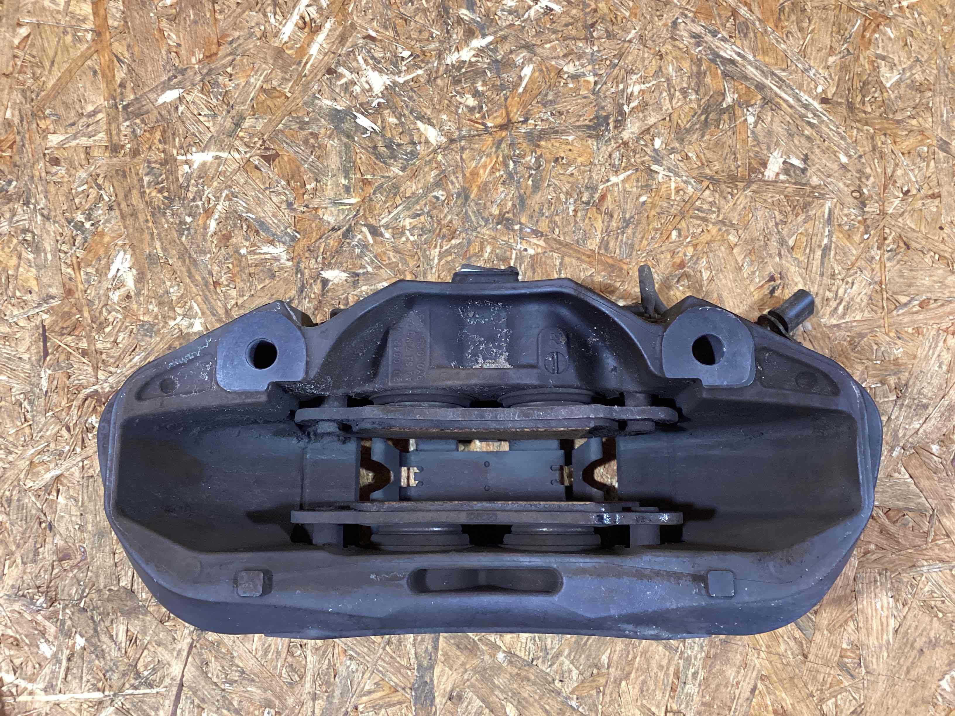 Суппорт Porsche Macan 090226-107