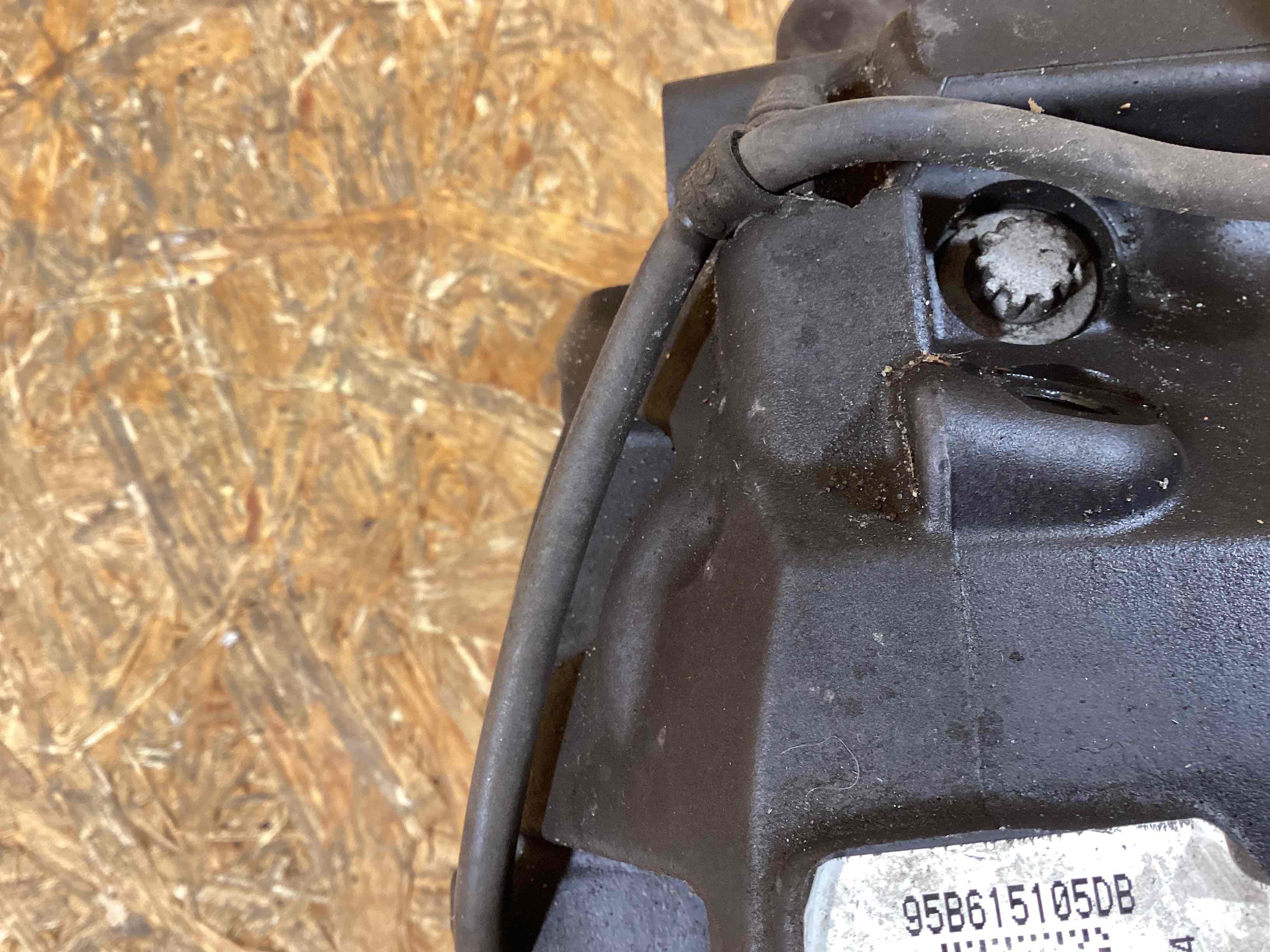 Суппорт Porsche Macan 090226-107