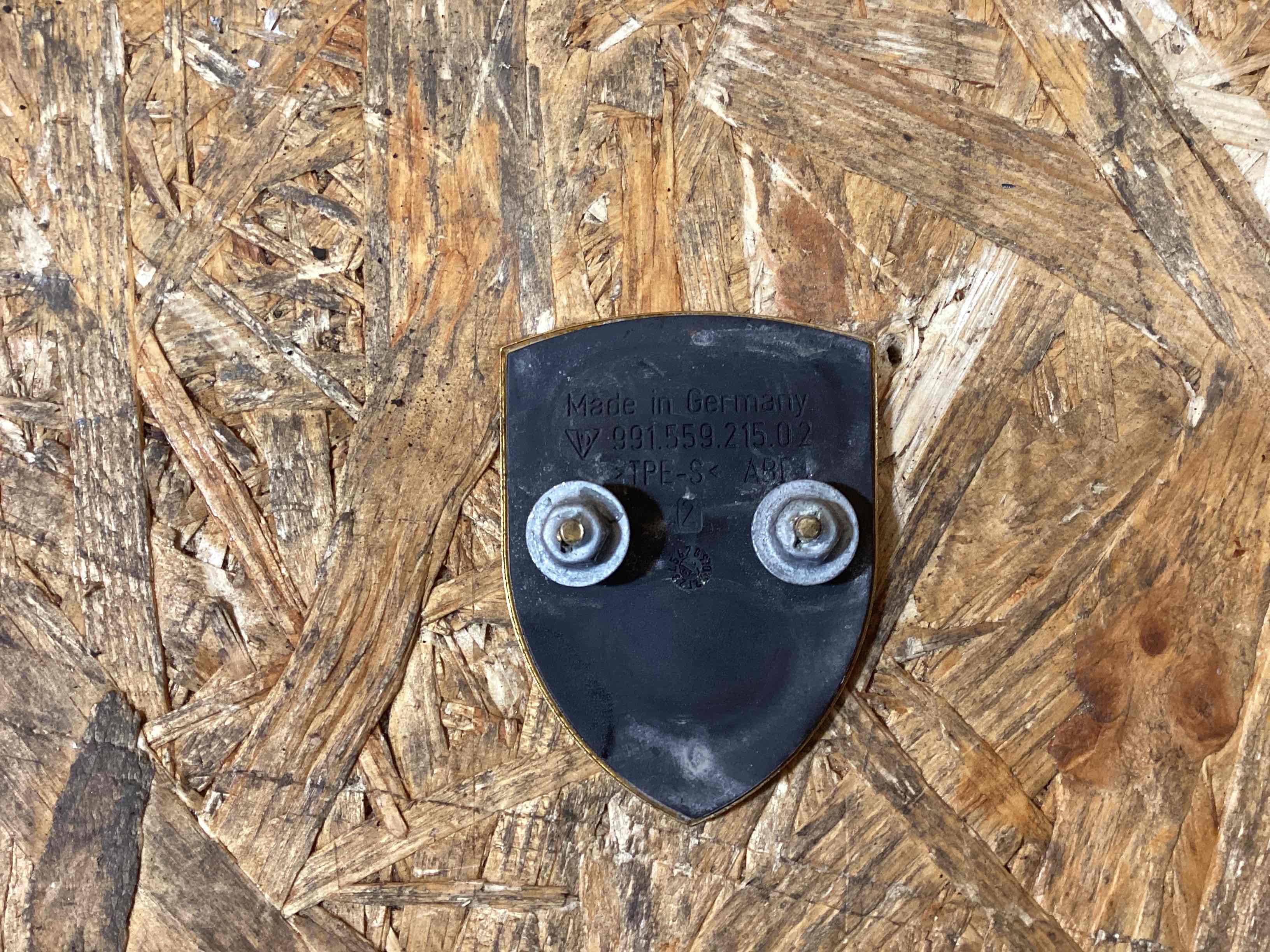 Молдинг капота, накладка, решетка на капот Porsche Macan 090226-109