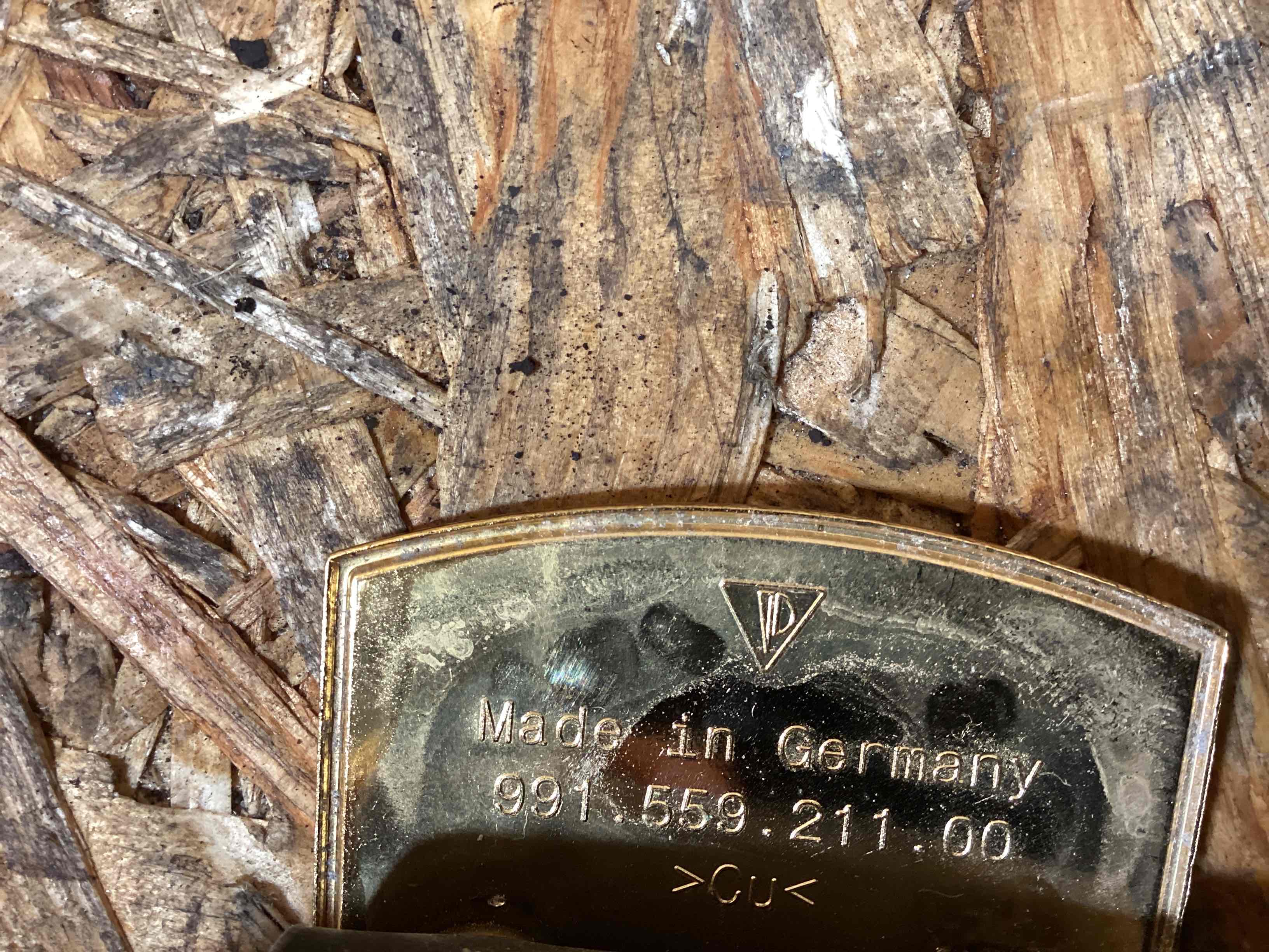 Молдинг капота, накладка, решетка на капот Porsche Macan 090226-109