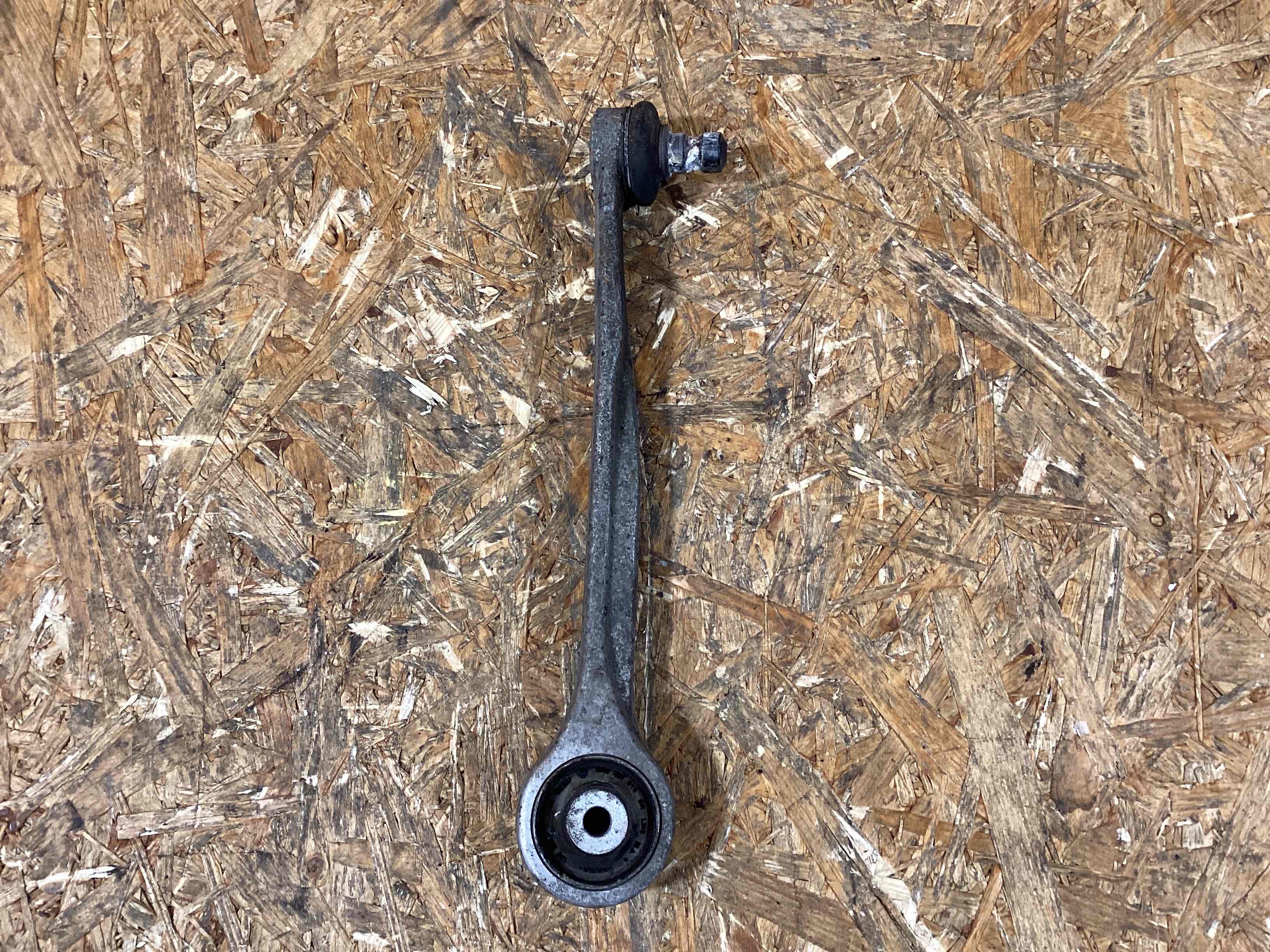 Рычаг подвески Porsche Macan 090226-111