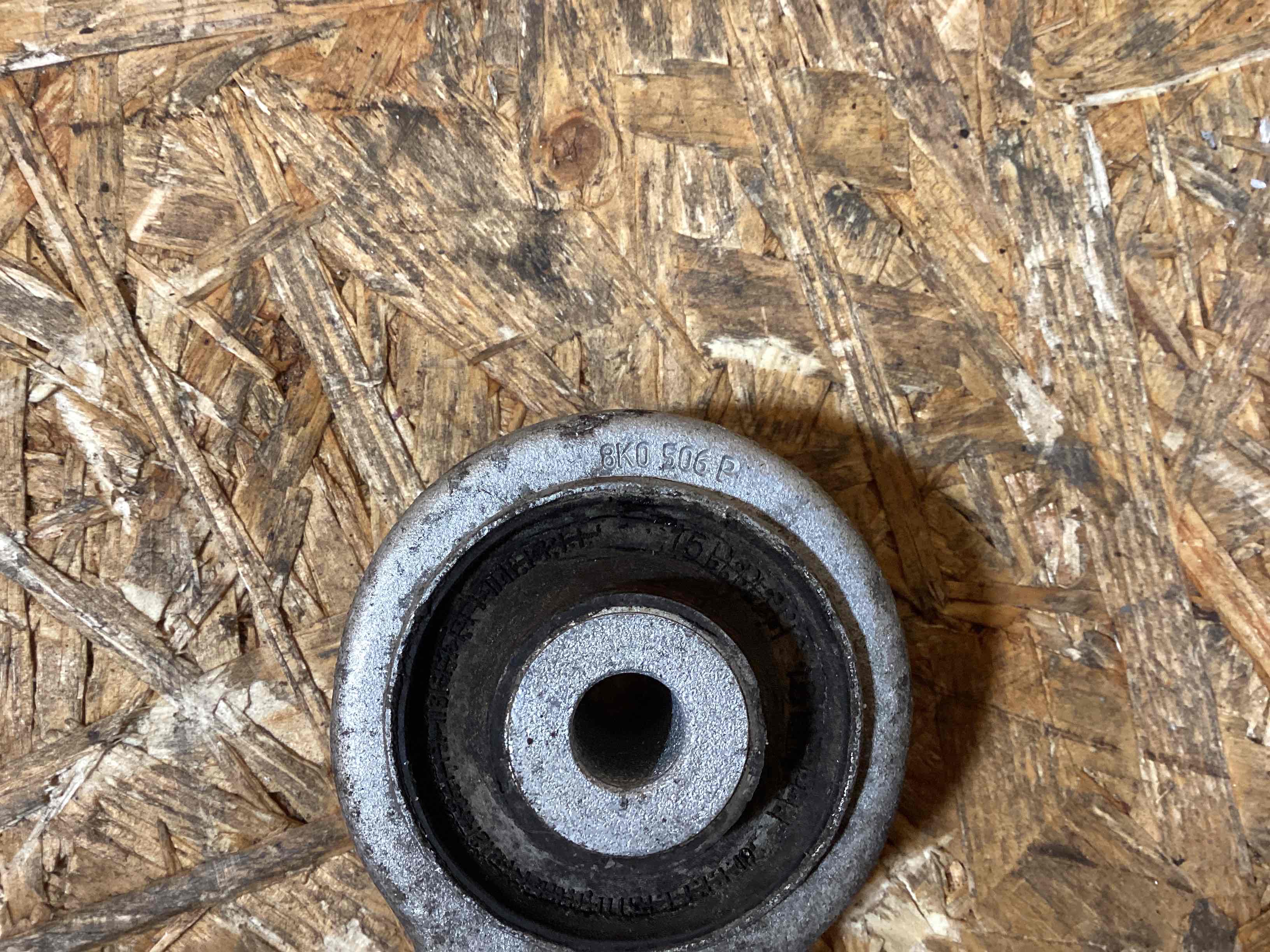 Рычаг подвески Porsche Macan 090226-111