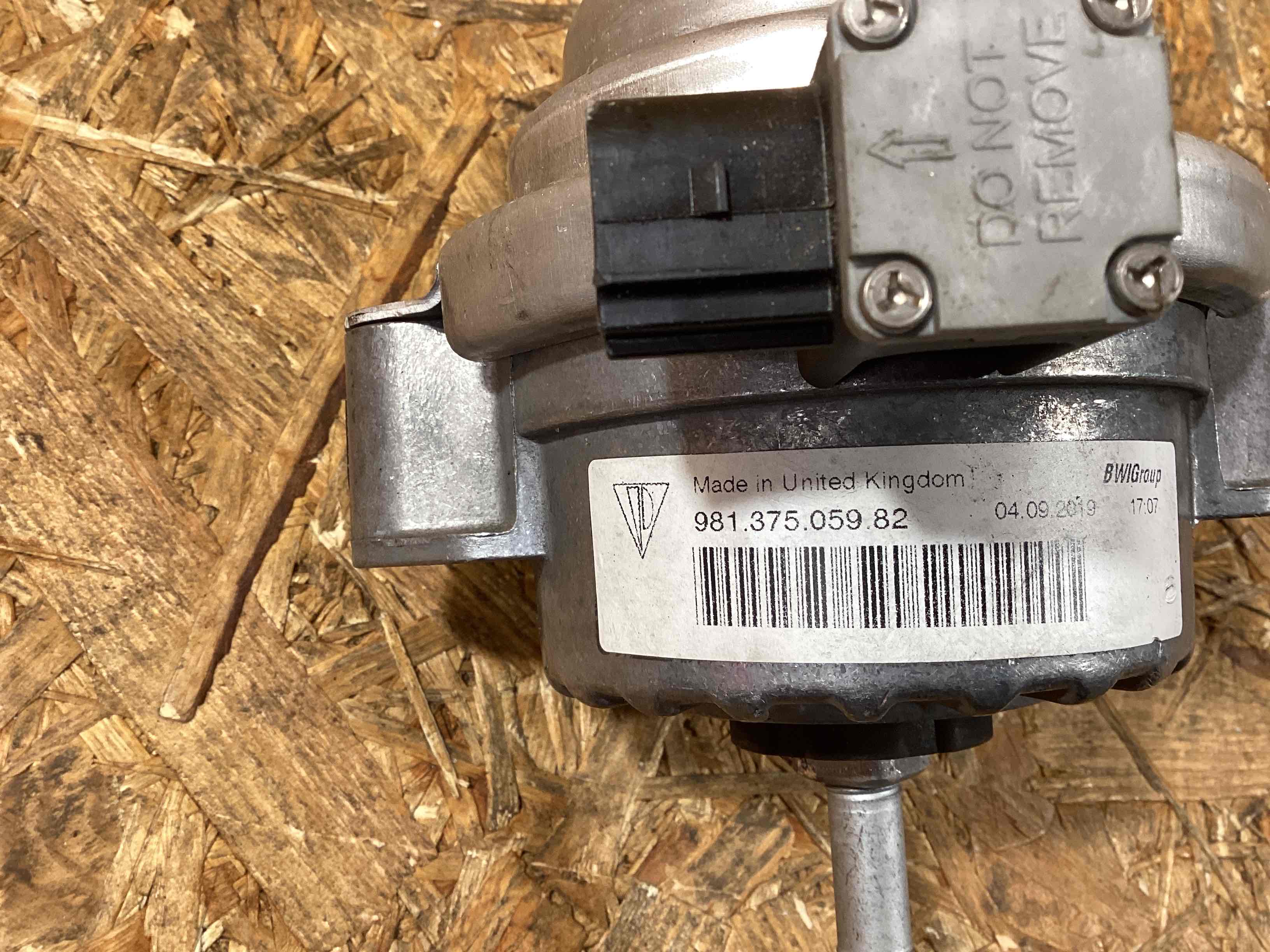 Подушка крепления двигателя Porsche Cayman 090226-115