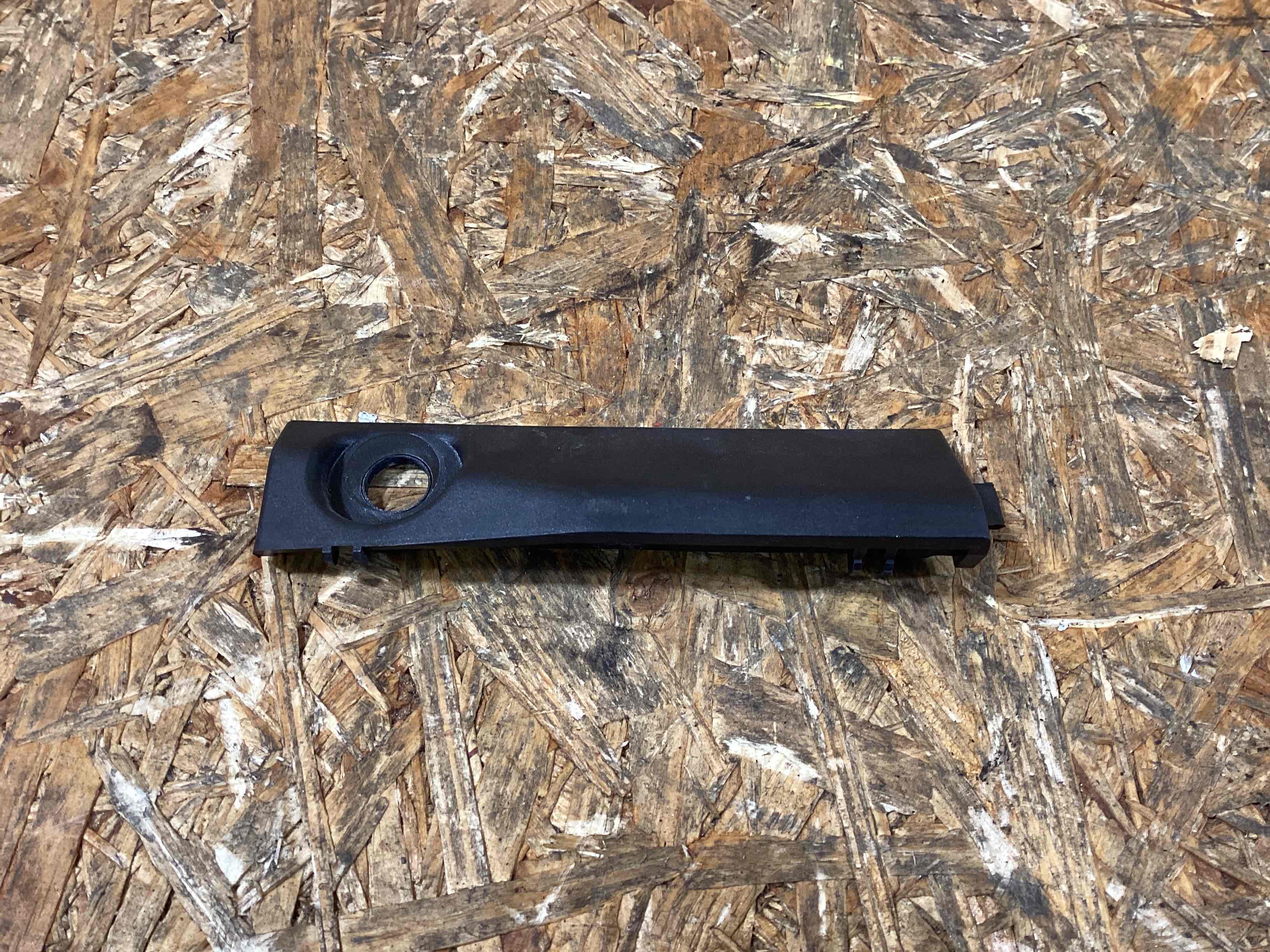 Крепление крыла Porsche Macan 090226-119