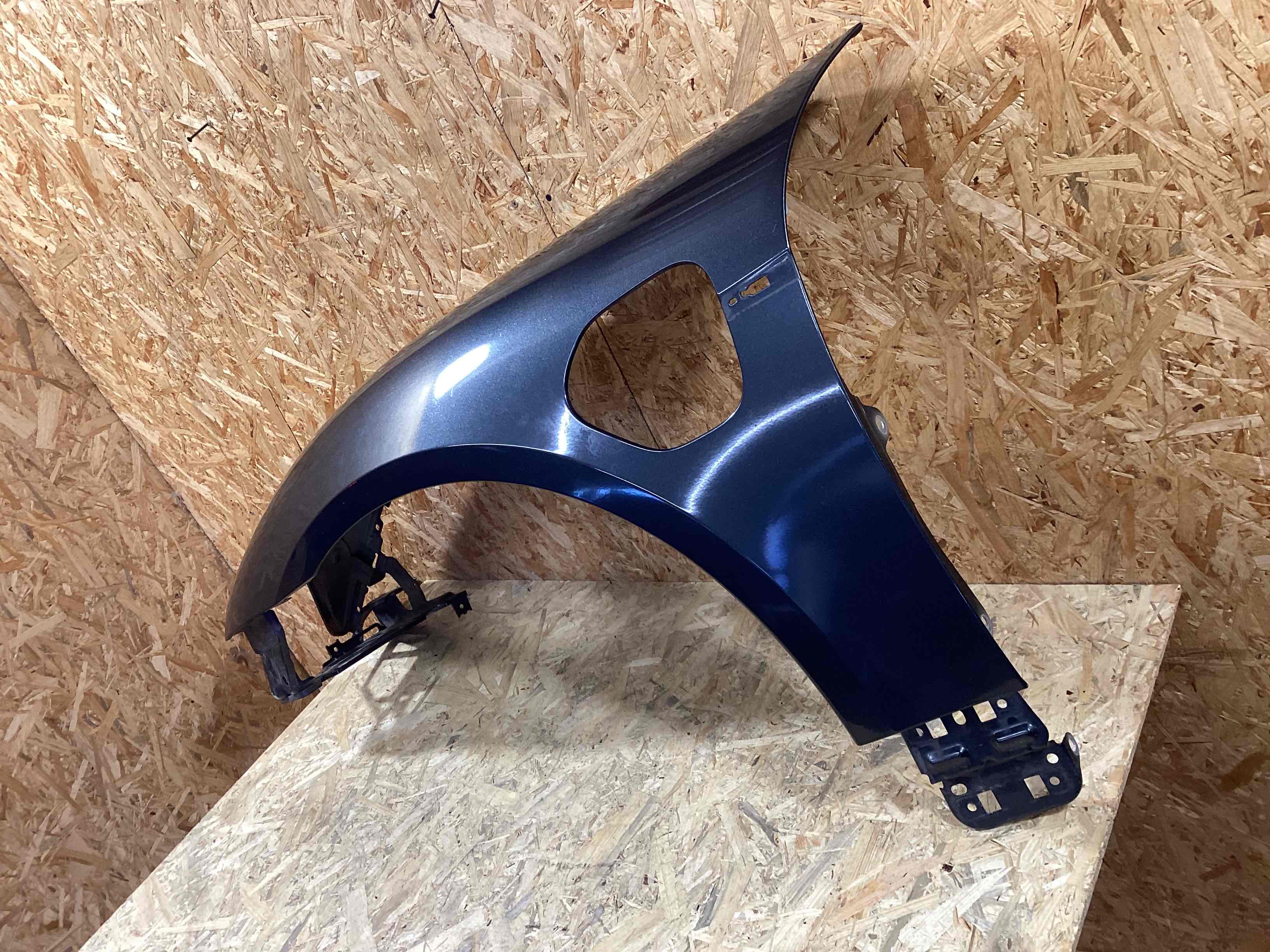 Крыло переднее левое Porsche Taycan 090426-103