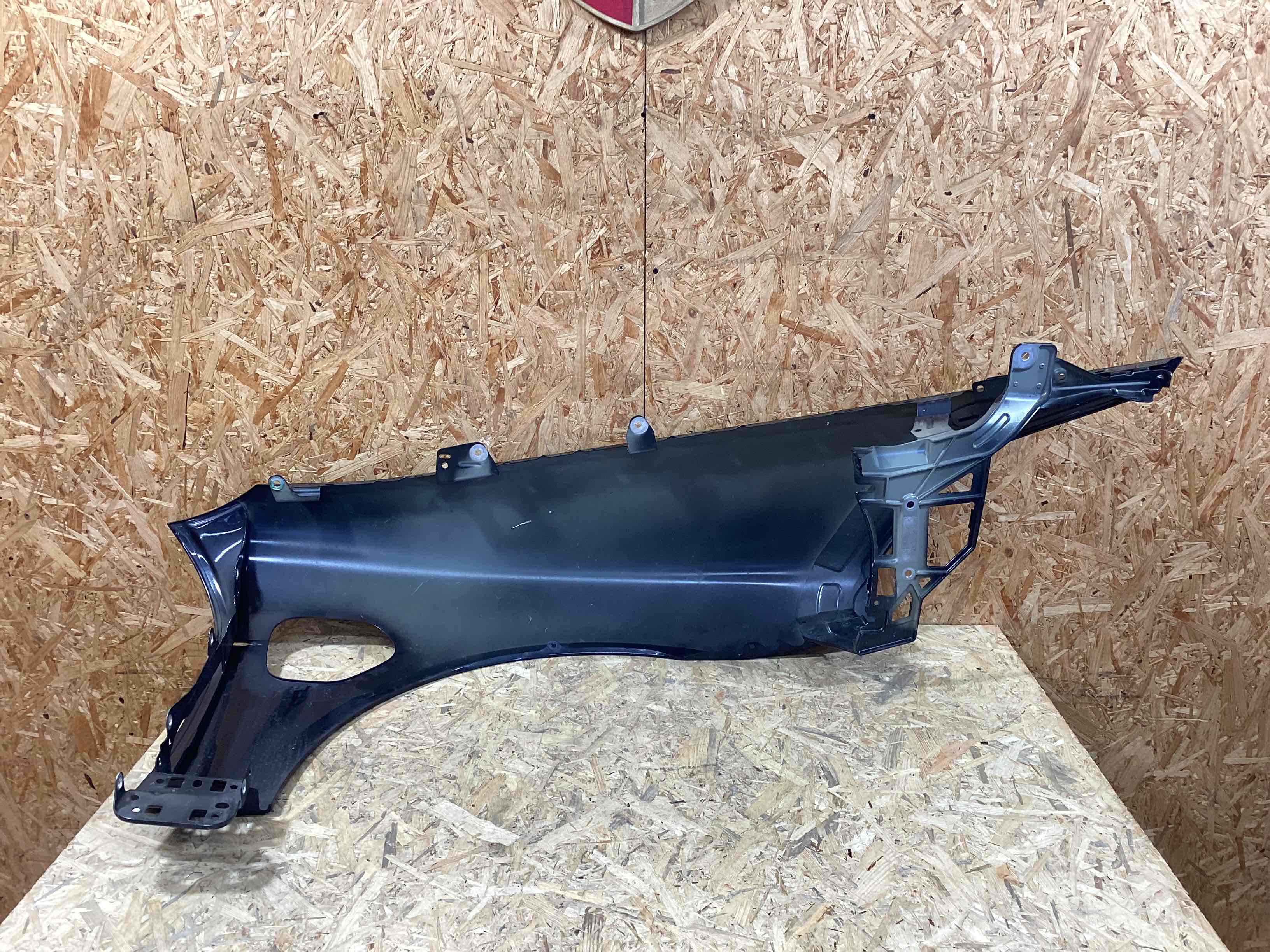 Крыло переднее левое Porsche Taycan 090426-103