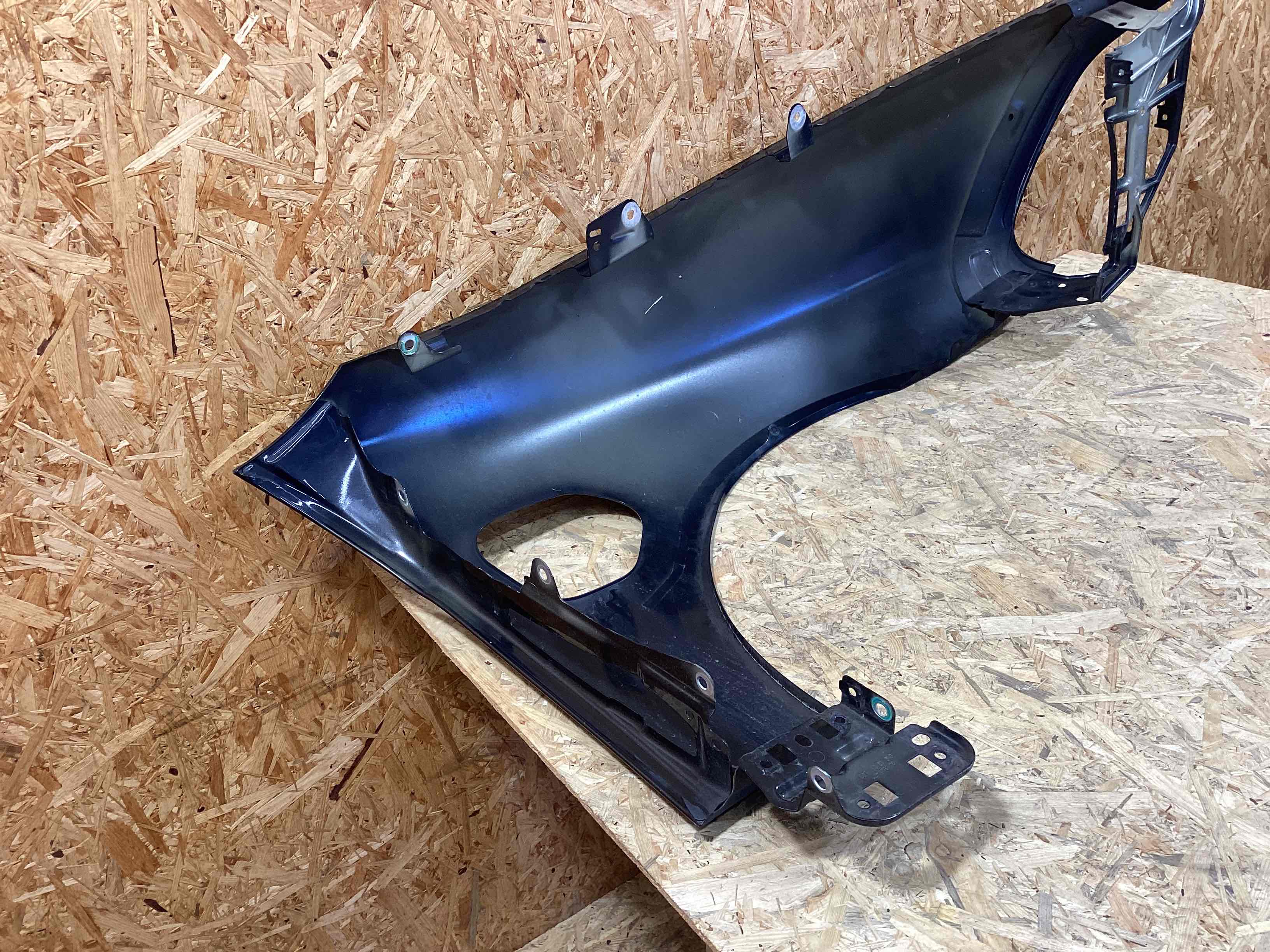 Крыло переднее левое Porsche Taycan 090426-103