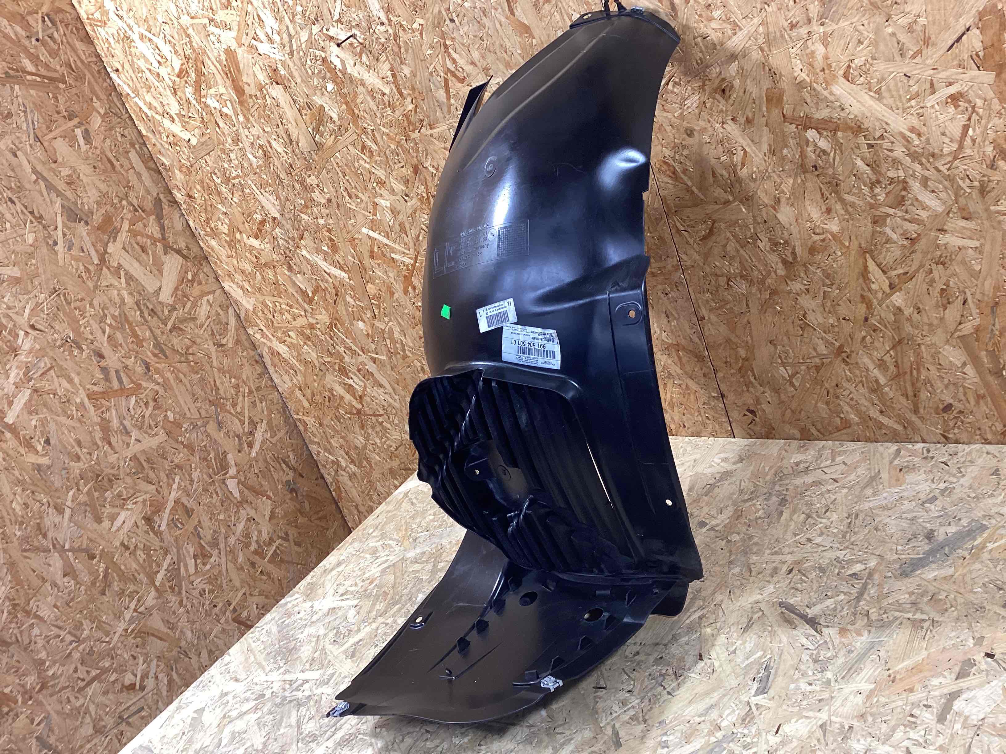 Защита арок передняя левая (подкрылок) Porsche 911 090426-104