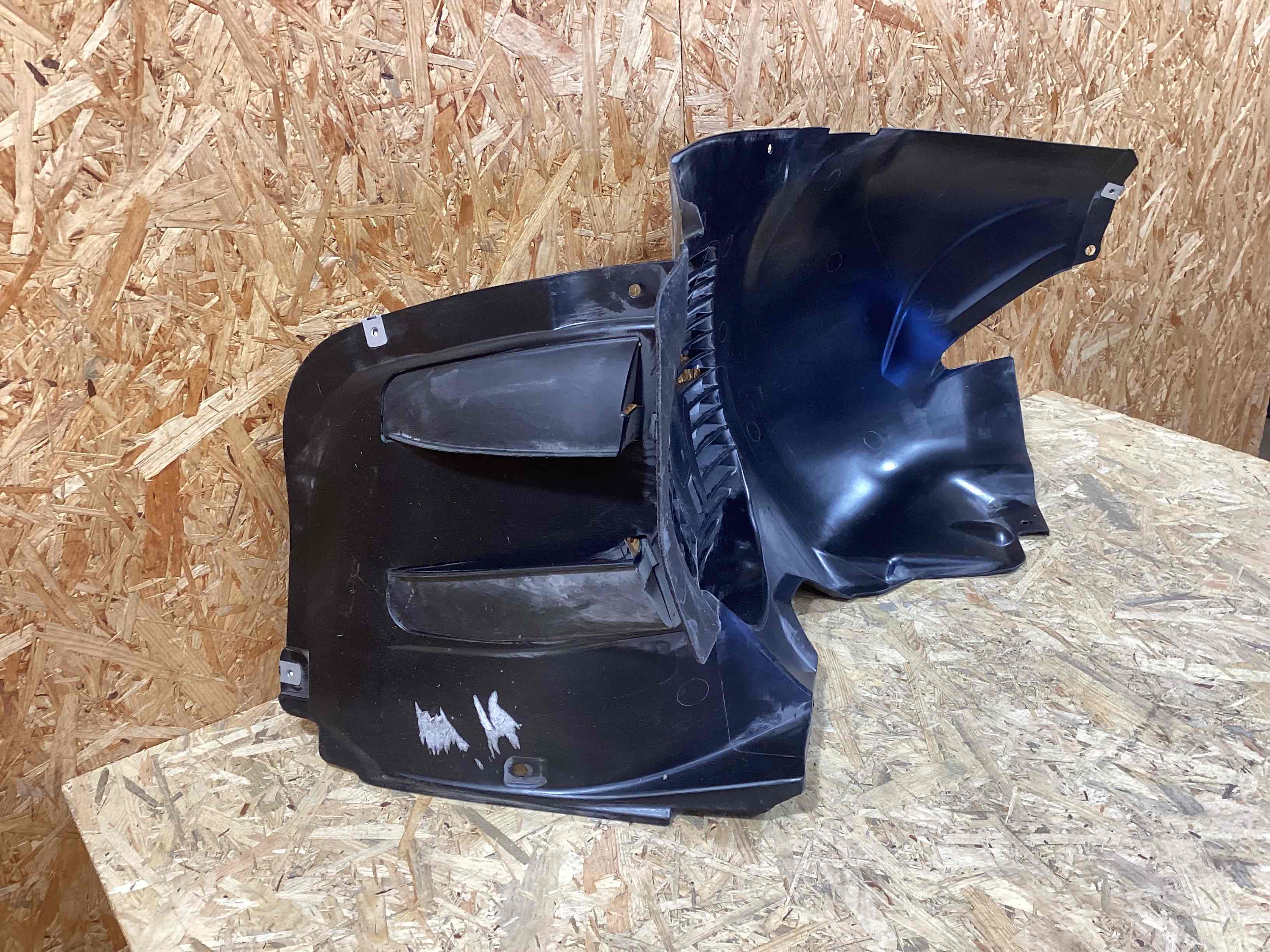 Защита арок передняя левая (подкрылок) Porsche 911 090426-104