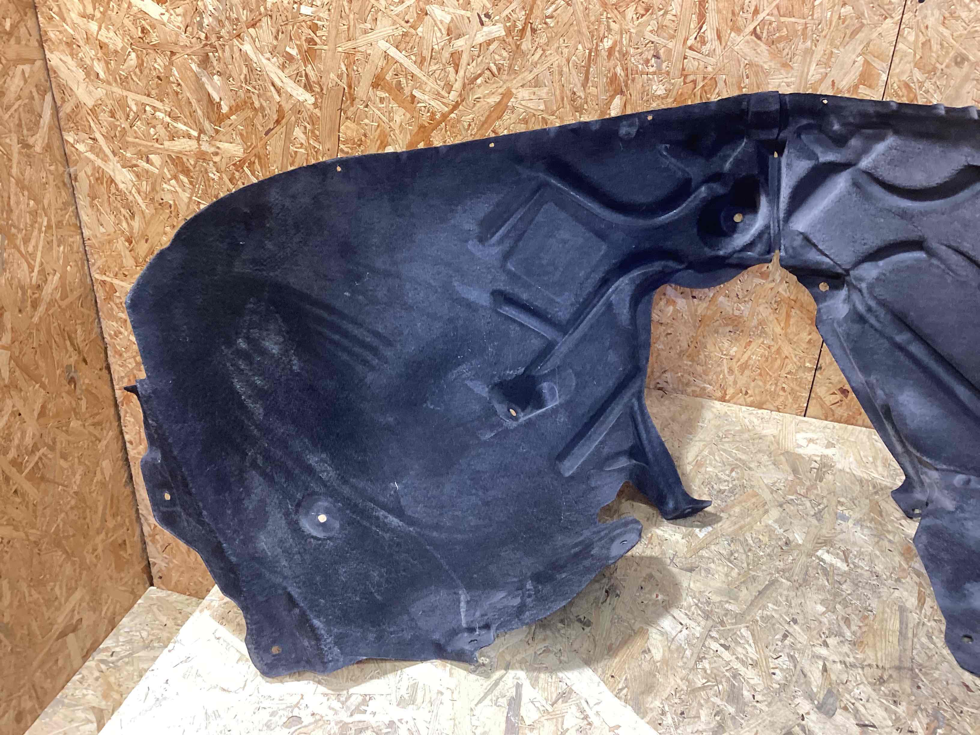 Защита арок передняя правая (подкрылок) Porsche Macan 090426-106