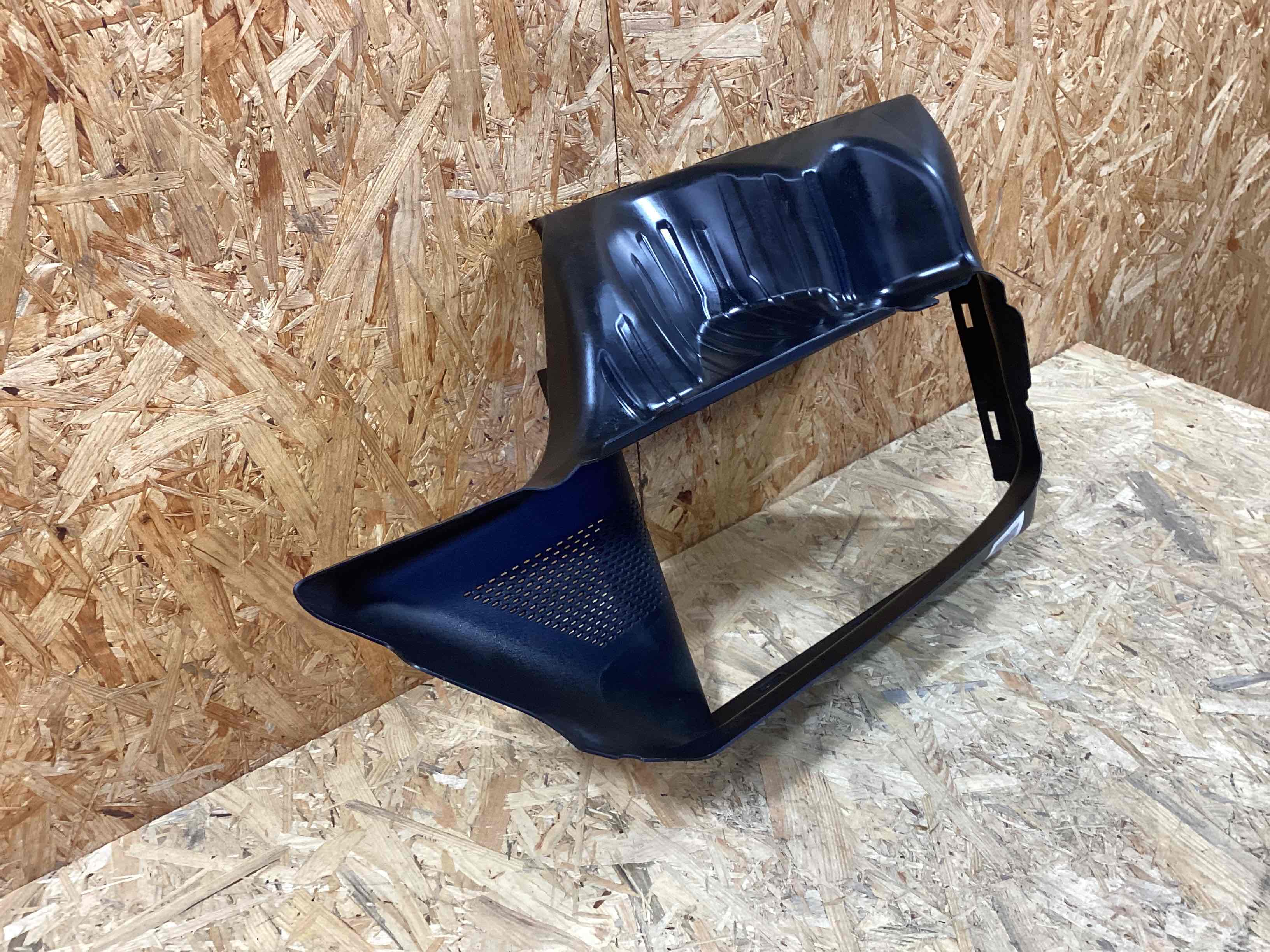 Воздуховод Porsche Boxster 718 090426-108